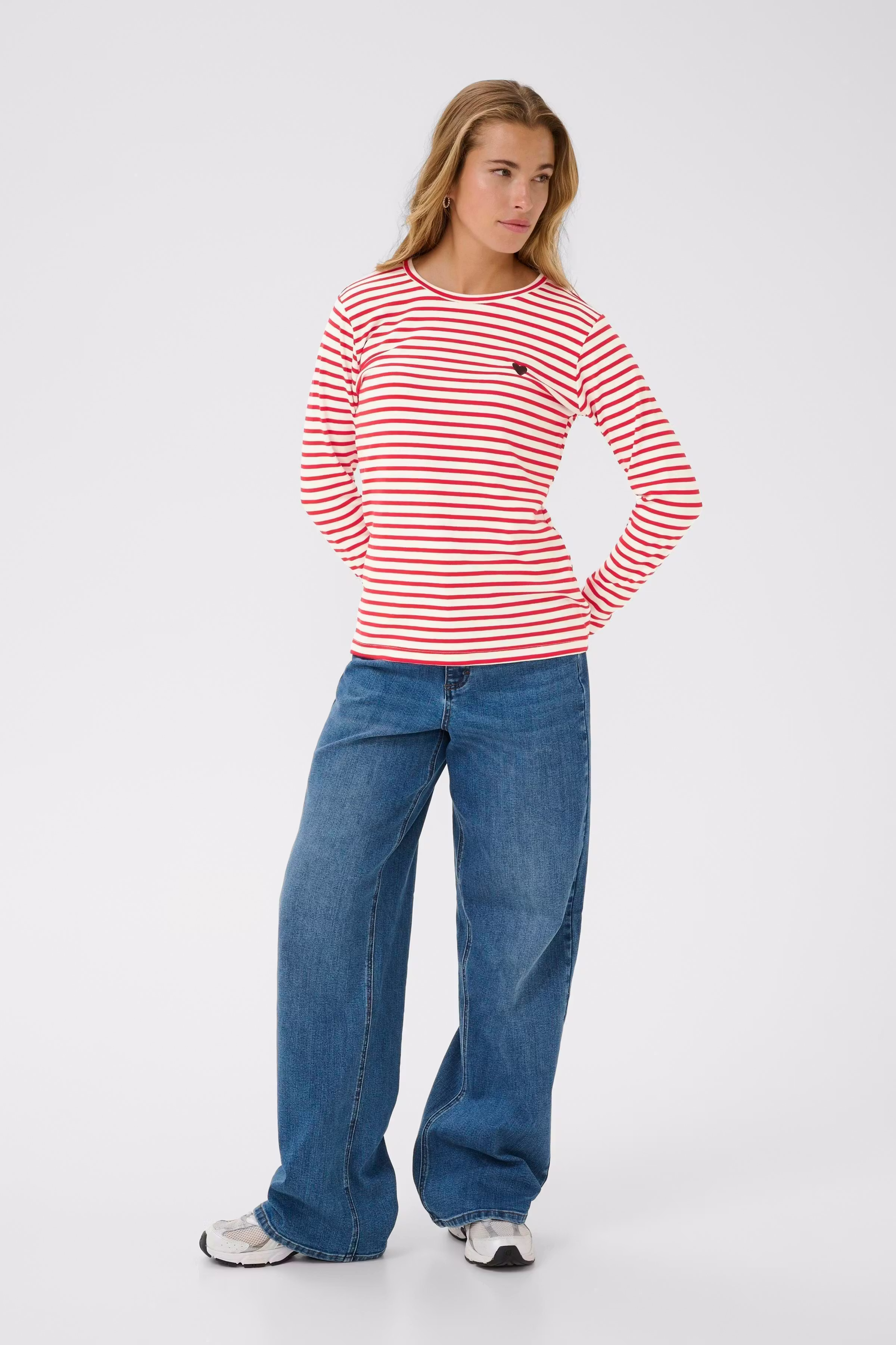 KALiddy T-shirt LOOKBOOK FRONT 10502821-108559