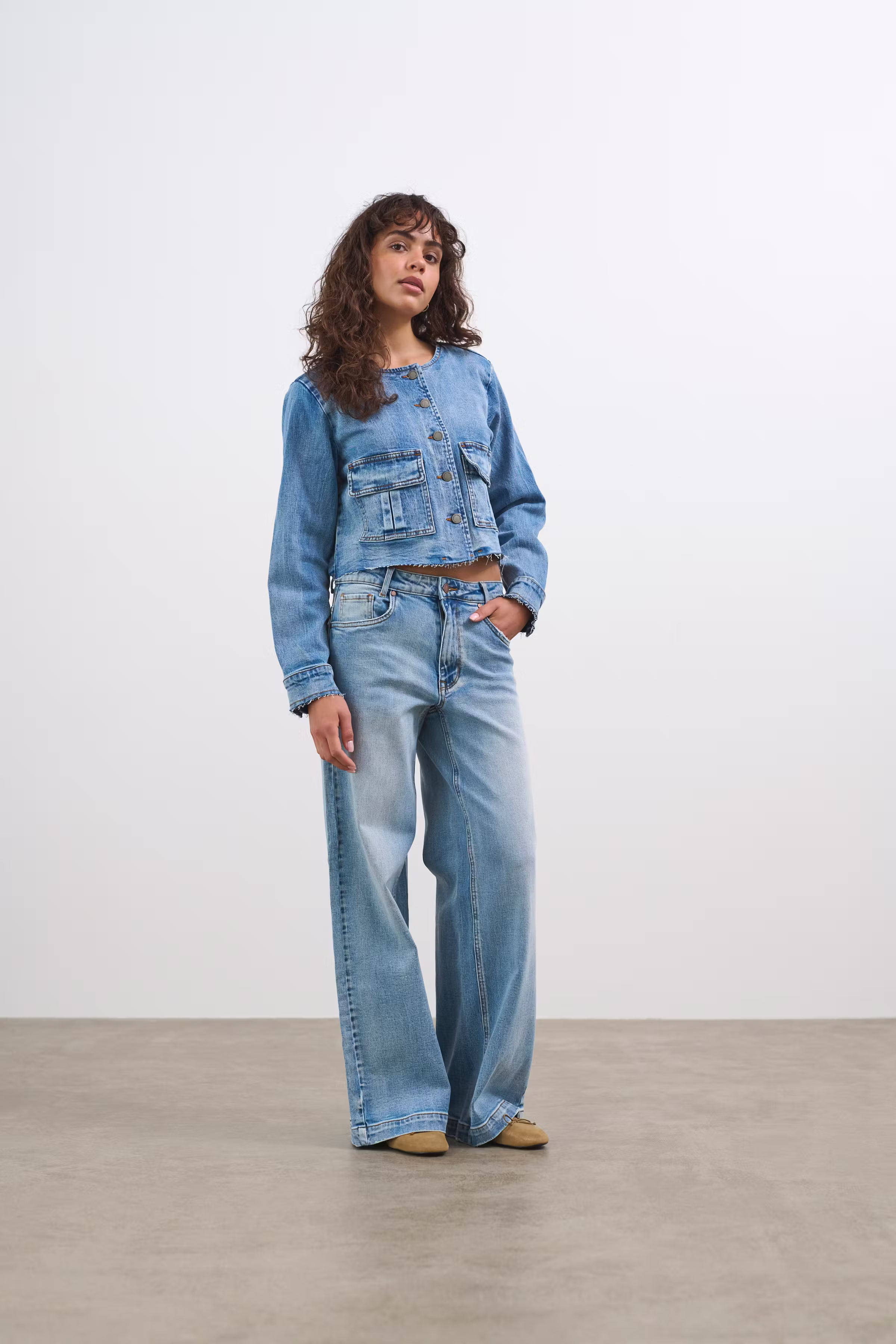 DangoMW Jeans LOCATION NONE 10704622-100046