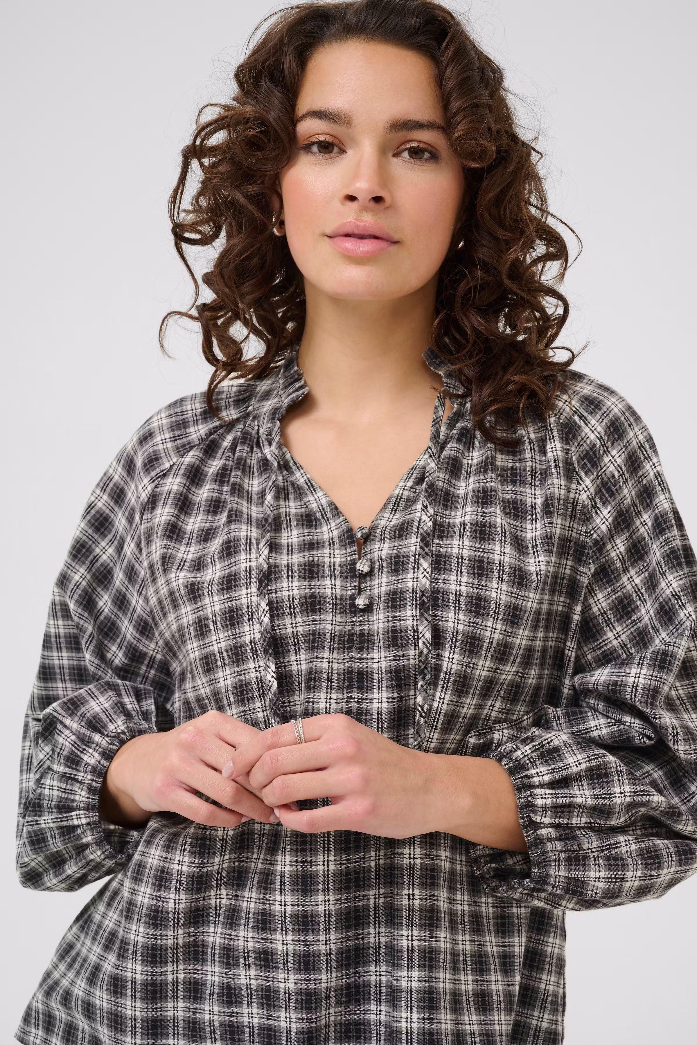 KAelna Bluse LOOKBOOK DETAIL 10510745-108369