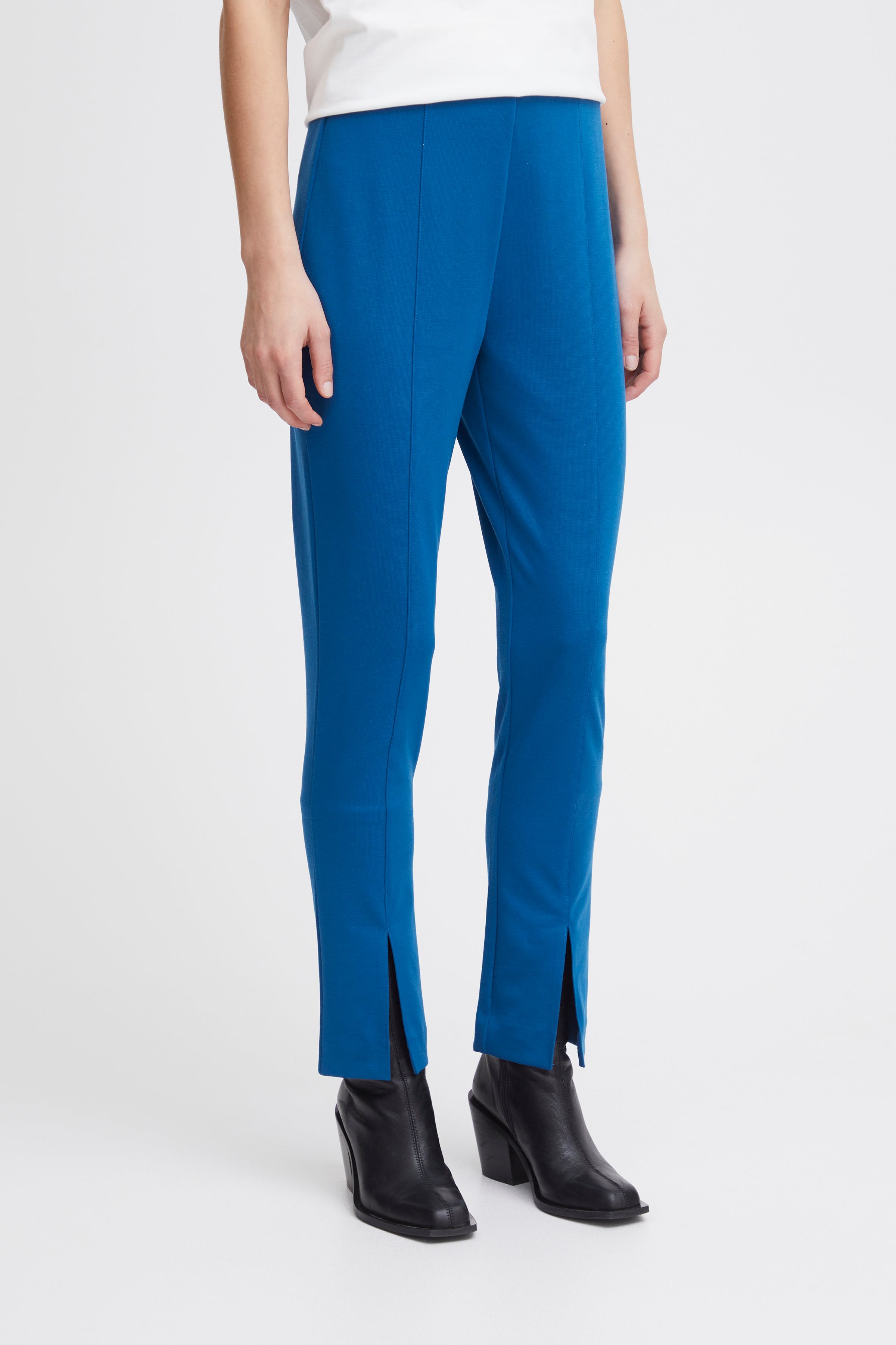 IHKATE Trousers LOOKBOOK FRONT 20119418-194057