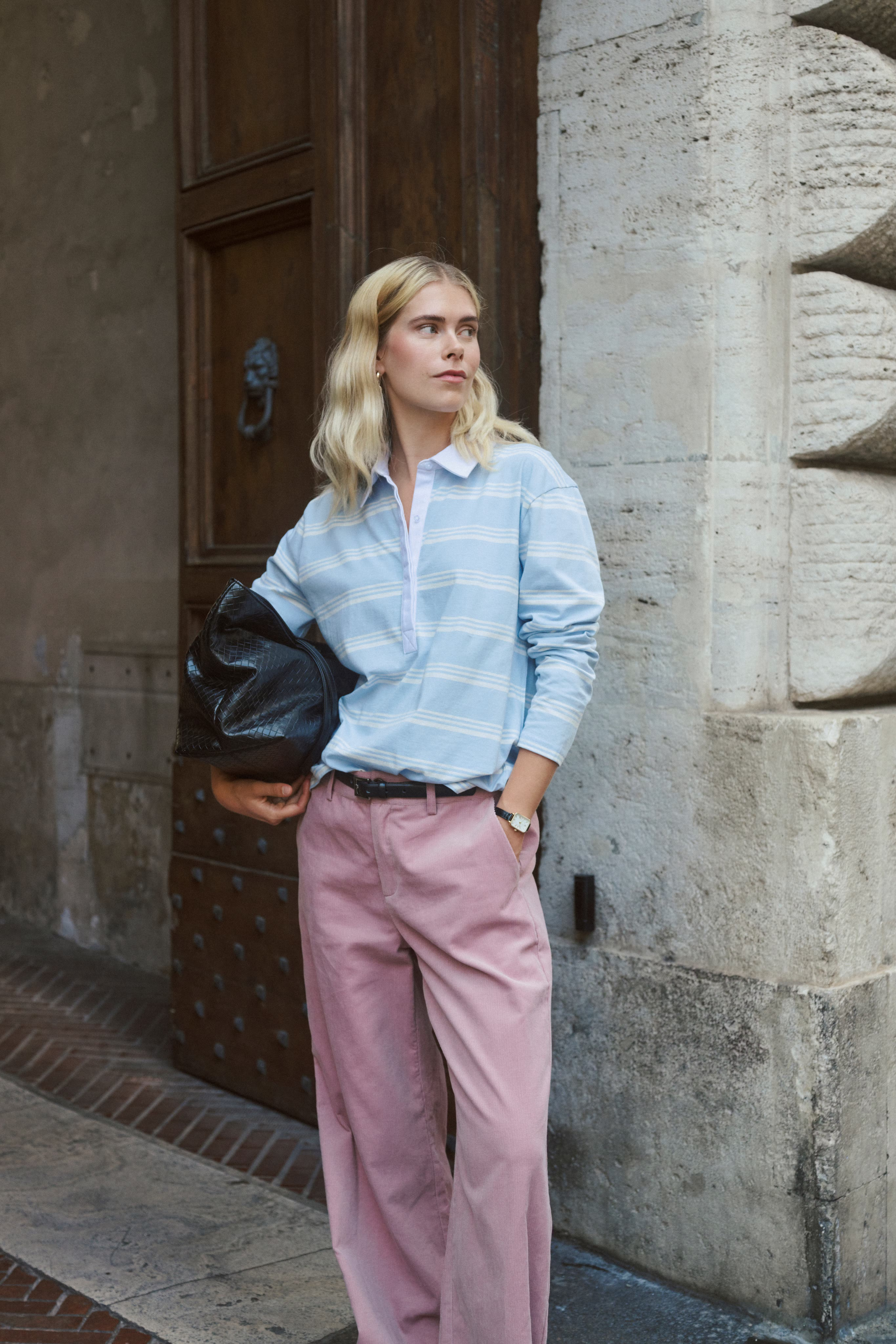 CUbetonia Corduroy trousers
 LOCATION NONE 50112811-161806