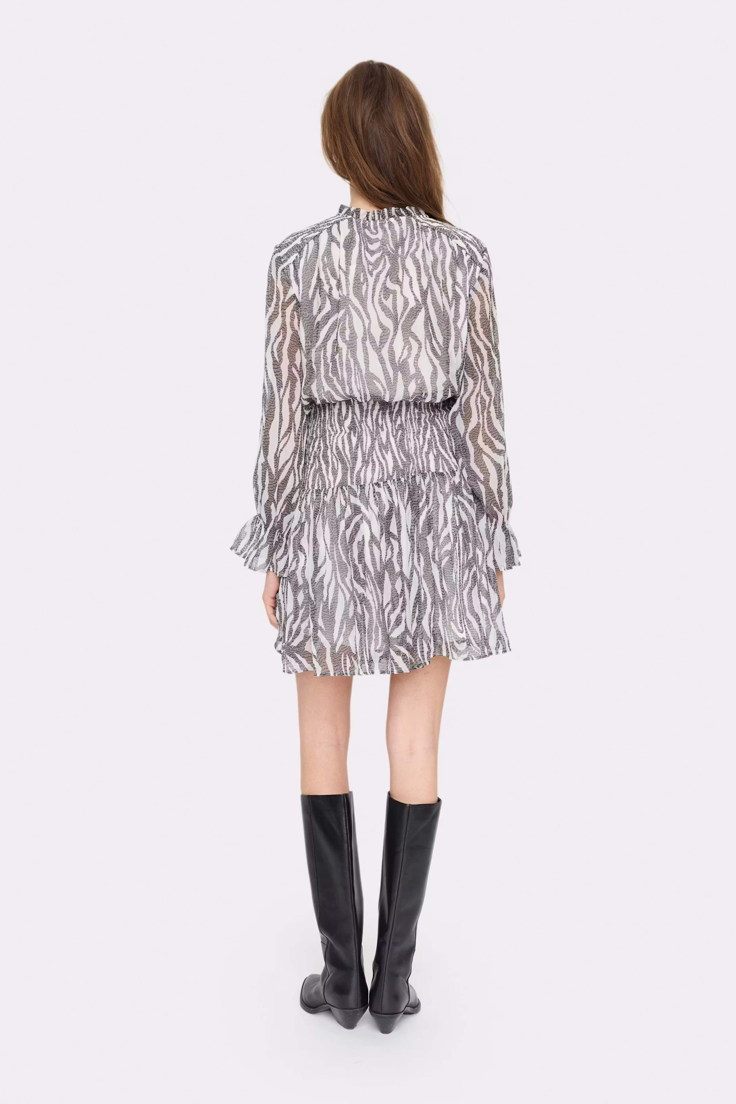 GiorgiaSZ Kleid LOOKBOOK BACK 30513520-303126