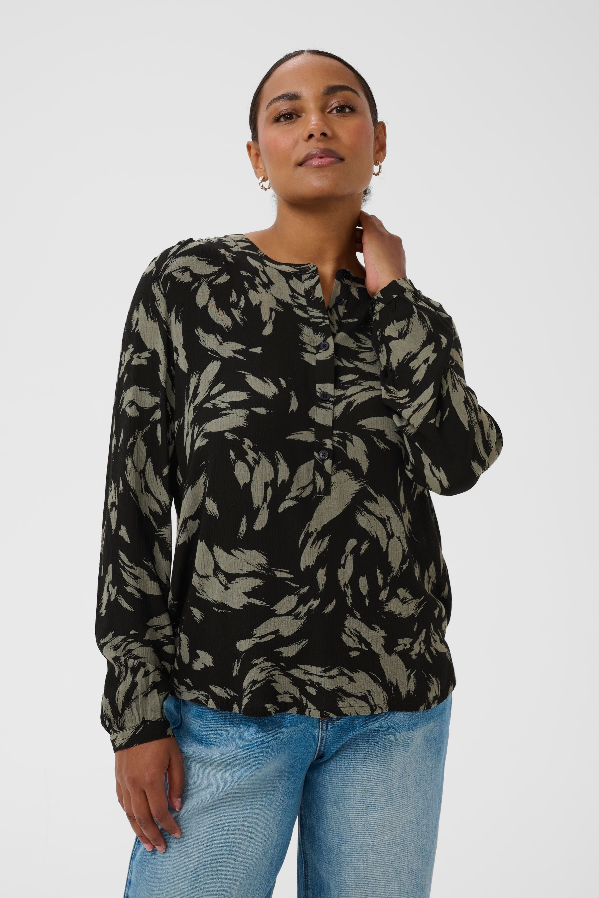 KApollie Blus LOOKBOOK FRONT 10509535-109328