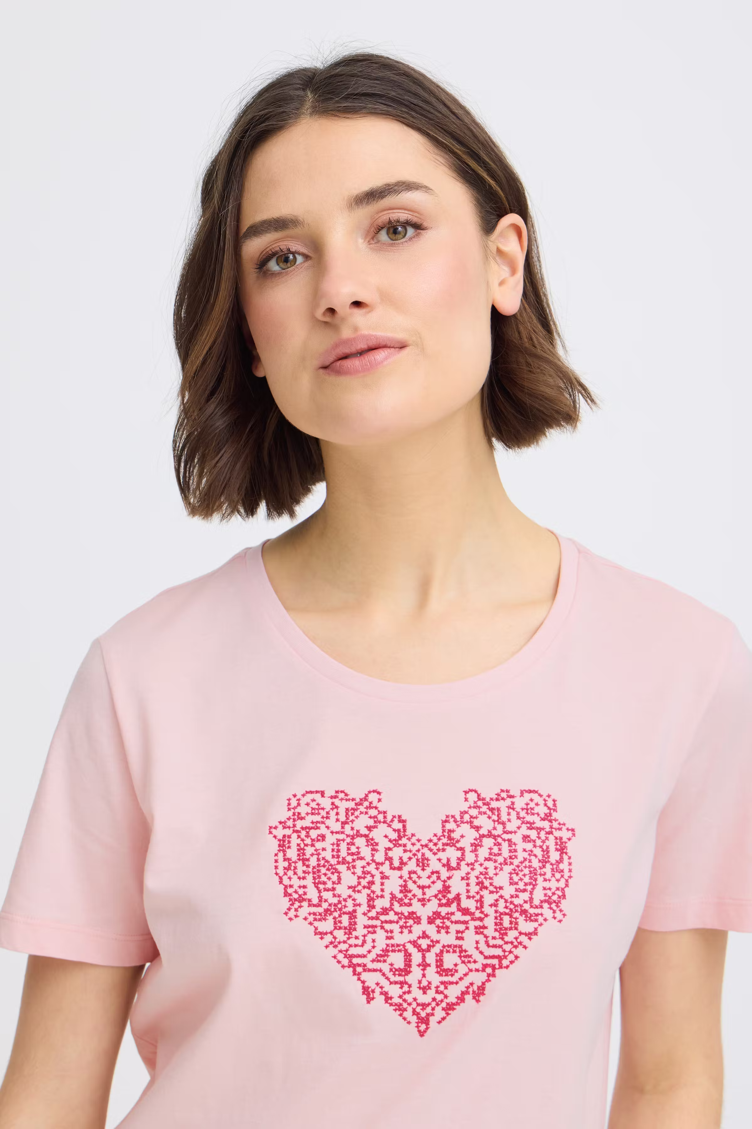 FRRIASA T-shirt LOOKBOOK DETAIL 20617603-900006377