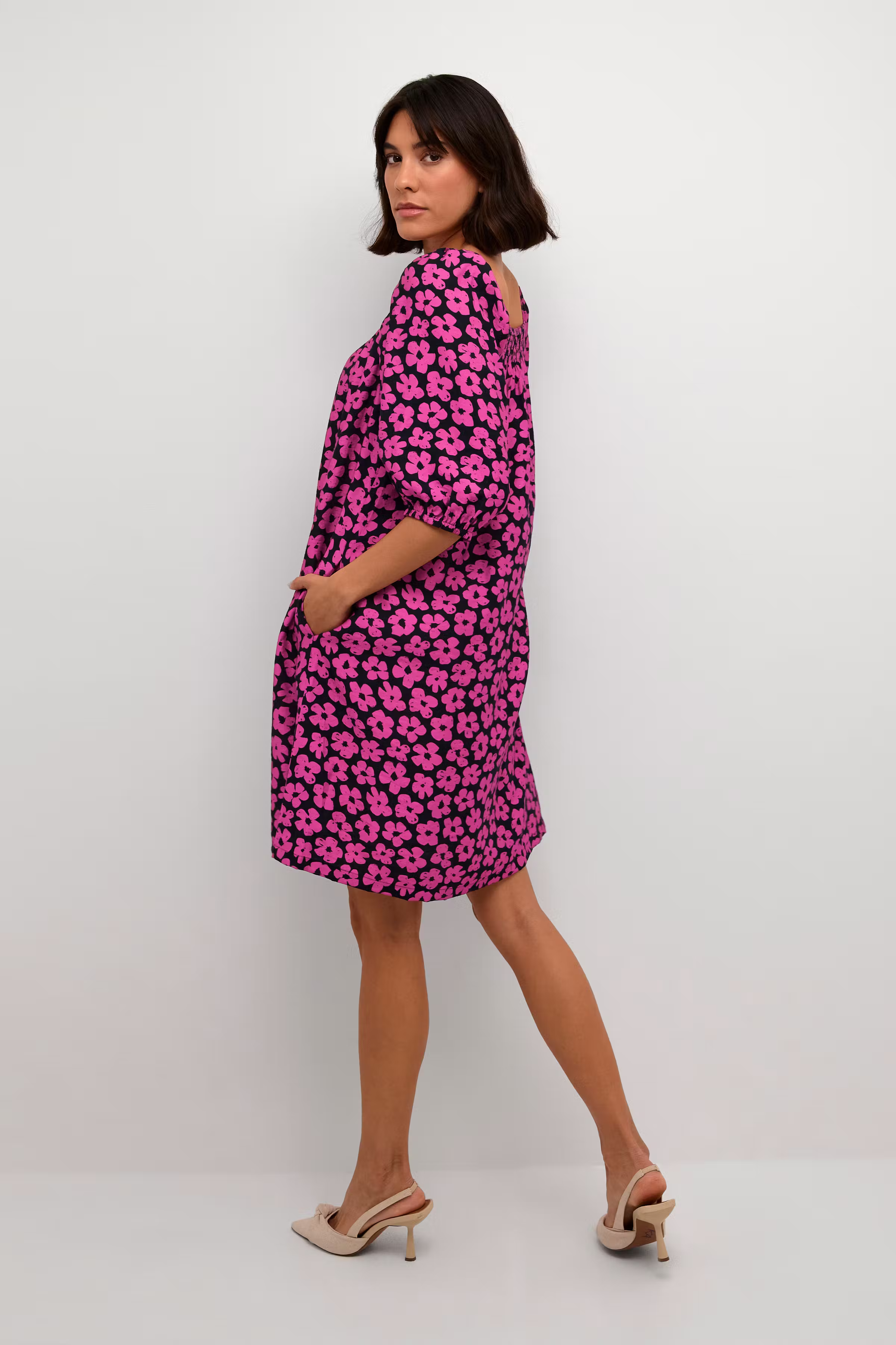 KAraya Kjole LOOKBOOK BACK 10508908-106188