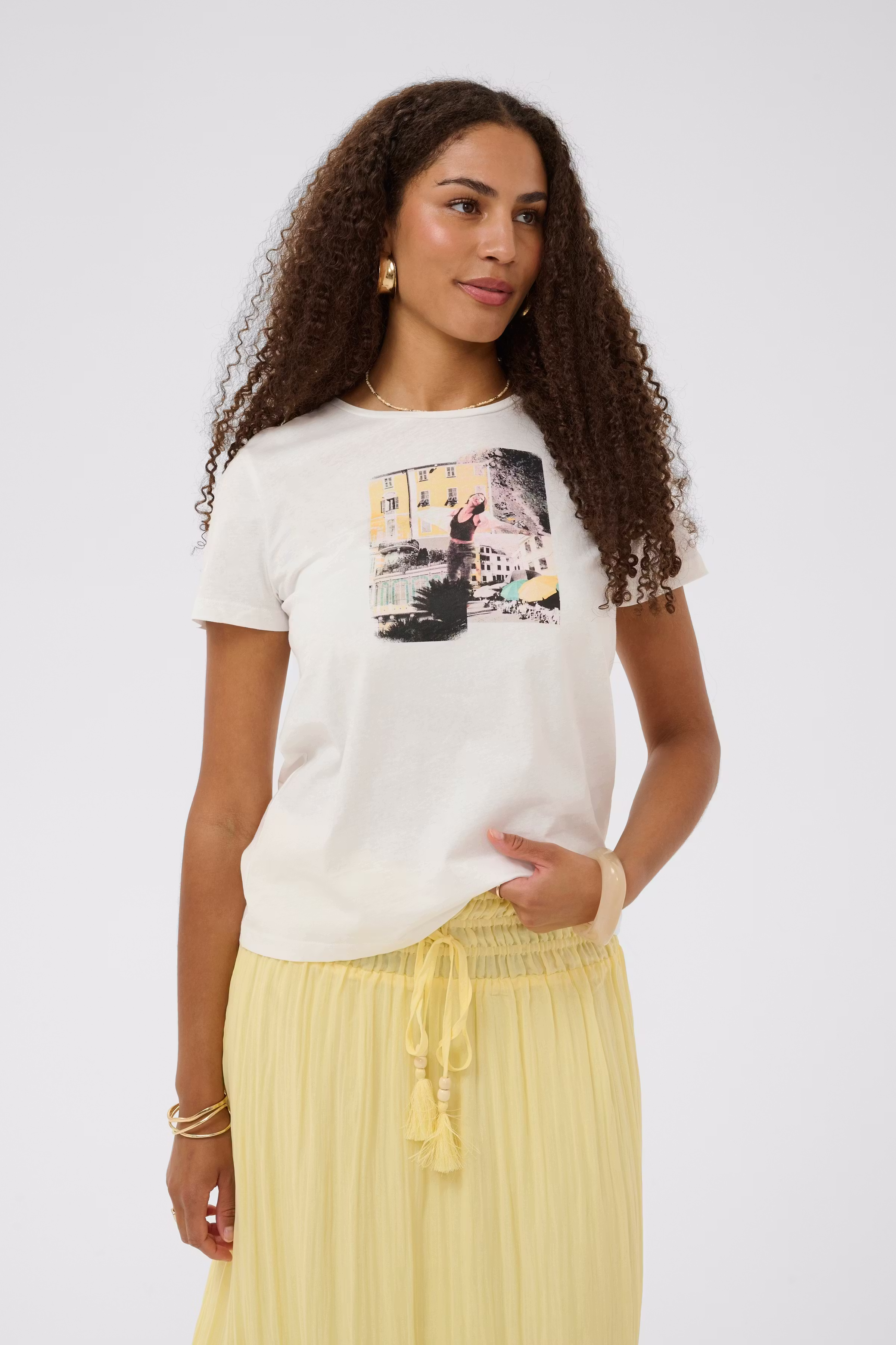 CRStrina T-shirt LOOKBOOK FRONT 10615085-109369