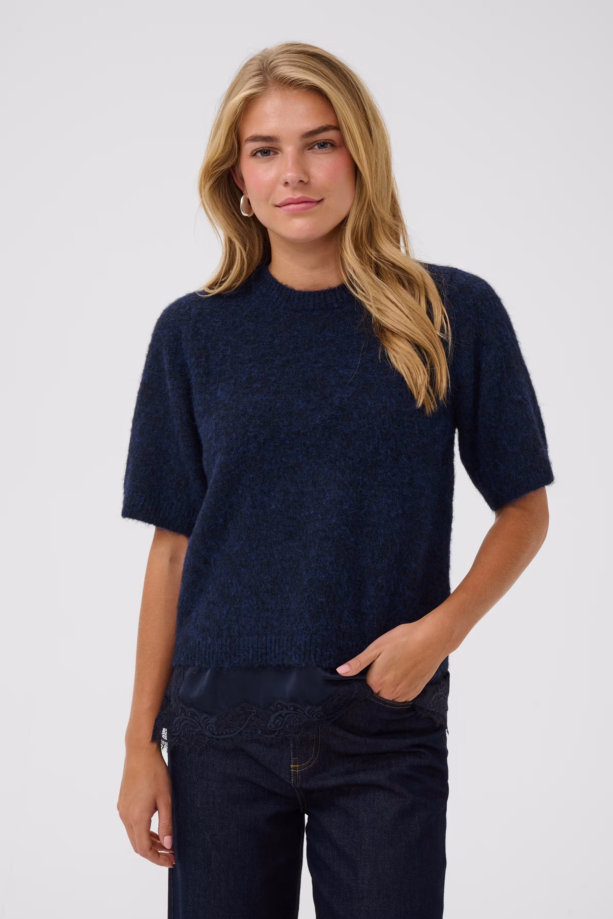 TabanaSZ Pullover LOOKBOOK FRONT 30515433-193924