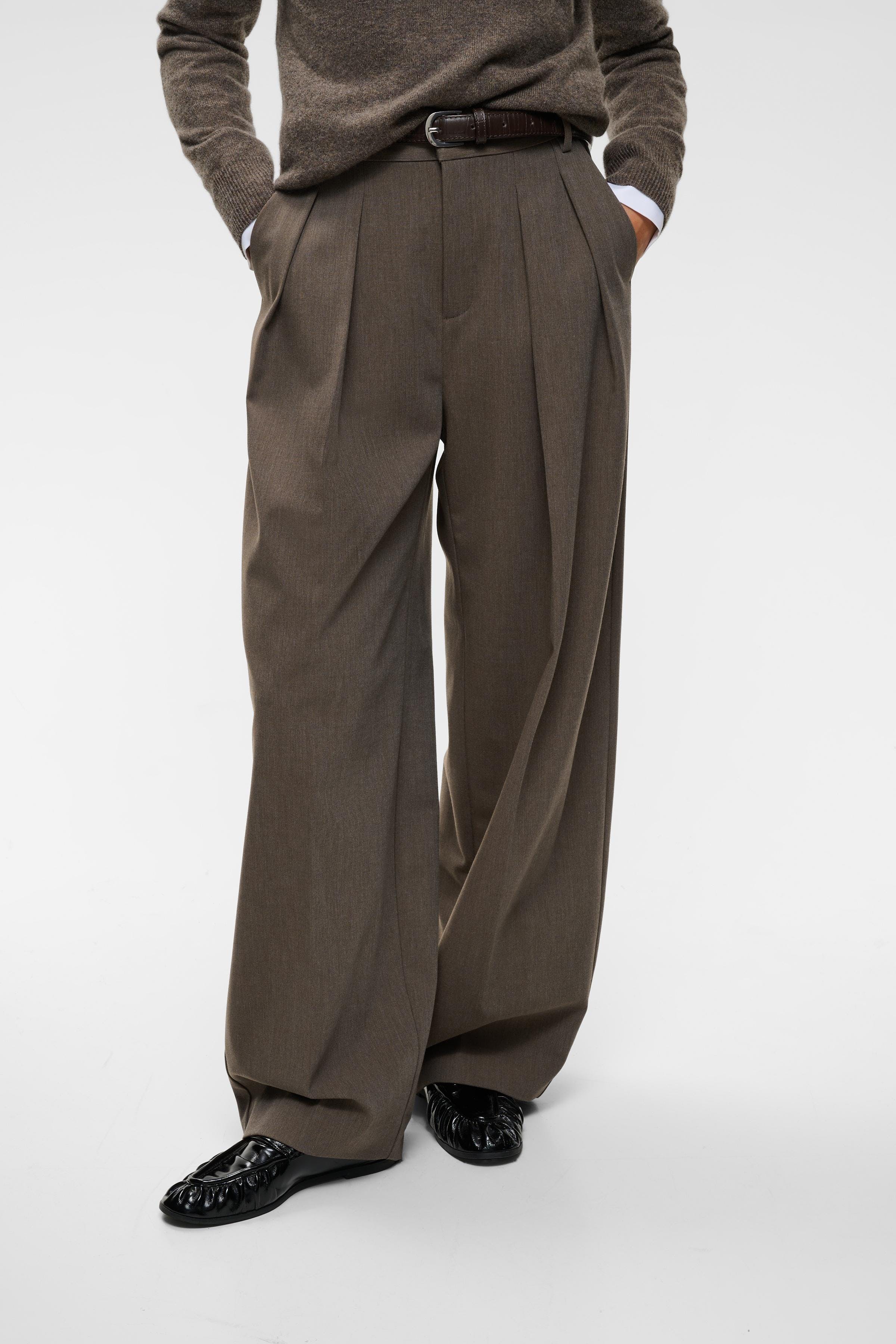 LOSANIW Trousers LOOKBOOK FRONT 30113708-900022496