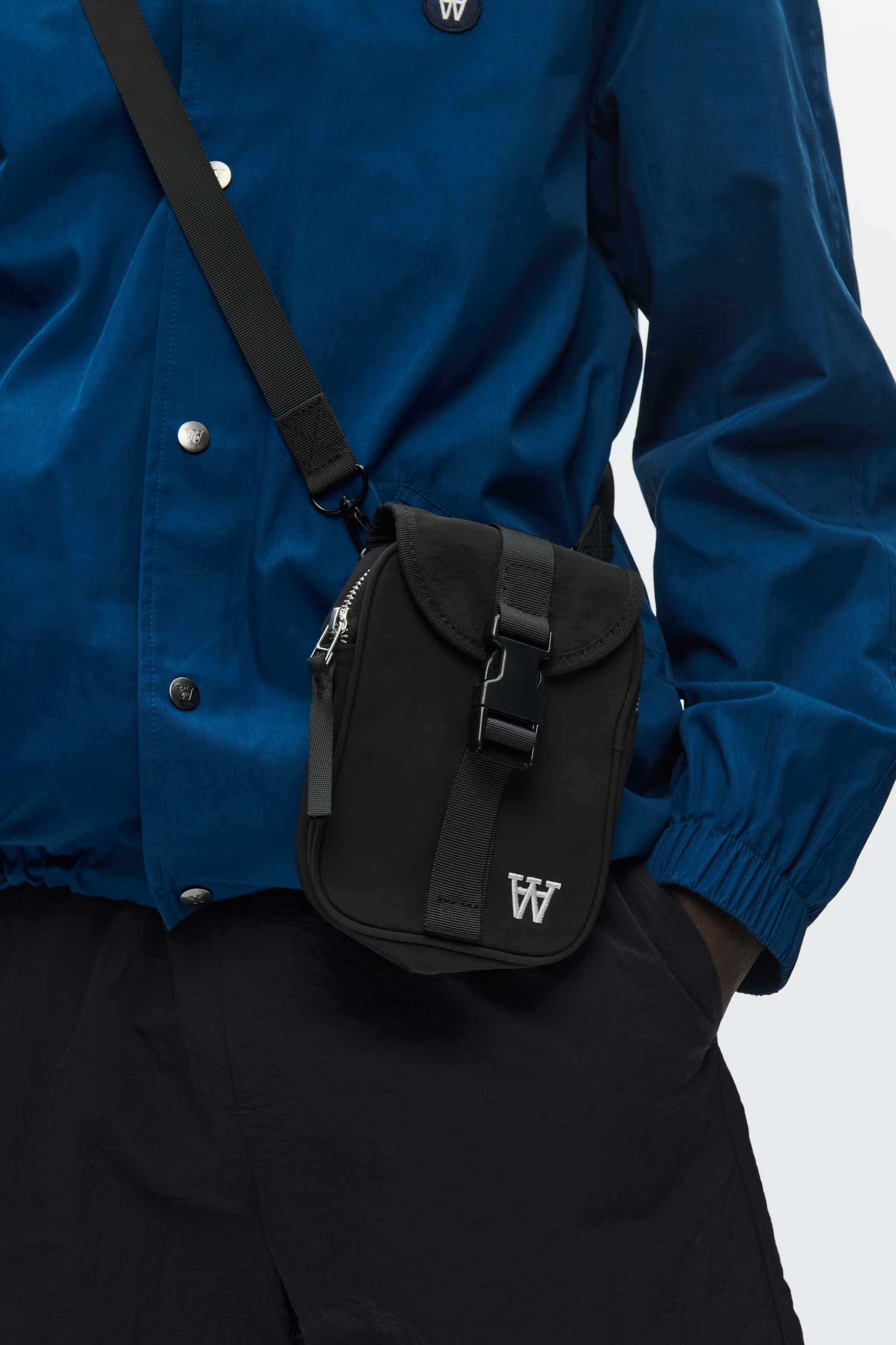 WWRalf shoulder pouch LOCATION NONE 30251921-303700