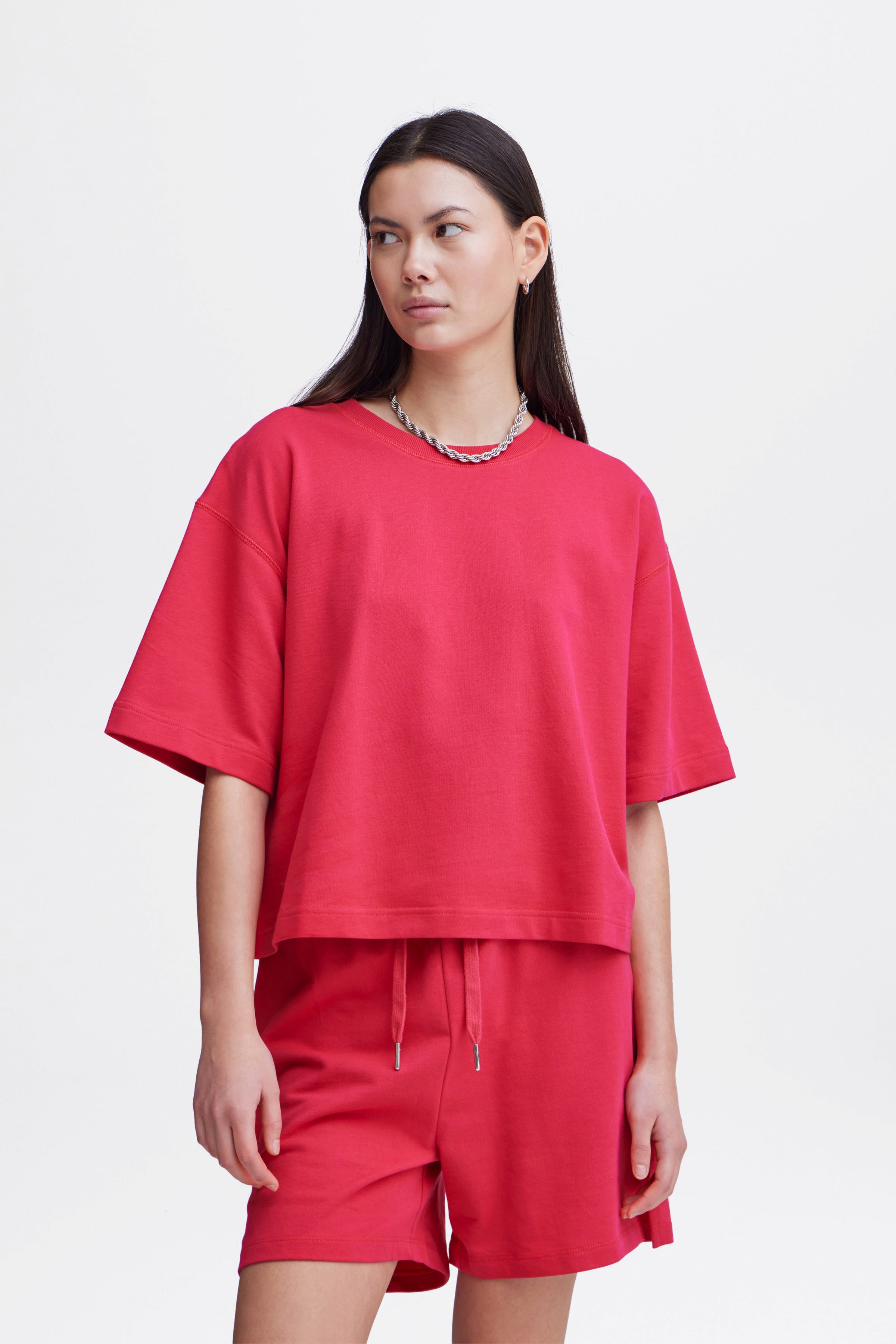 IHOCIE Sweatshirt LOOKBOOK FRONT 20120768-181951