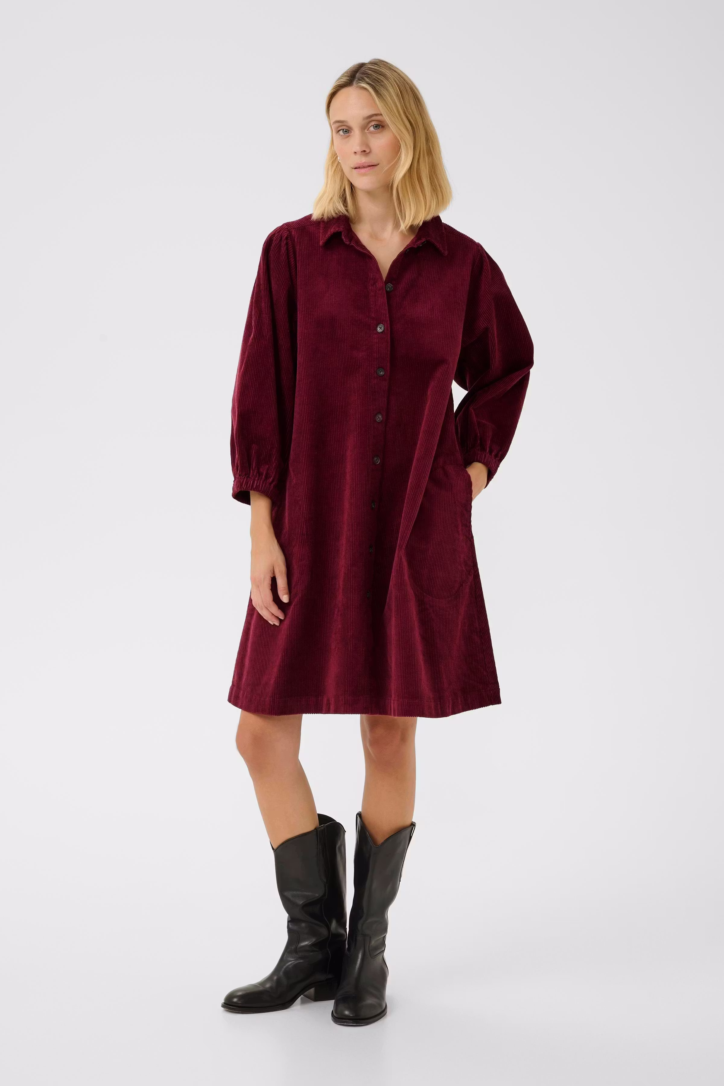 EleinaPW Cordfløyelskjole LOOKBOOK FRONT 30310323-191725