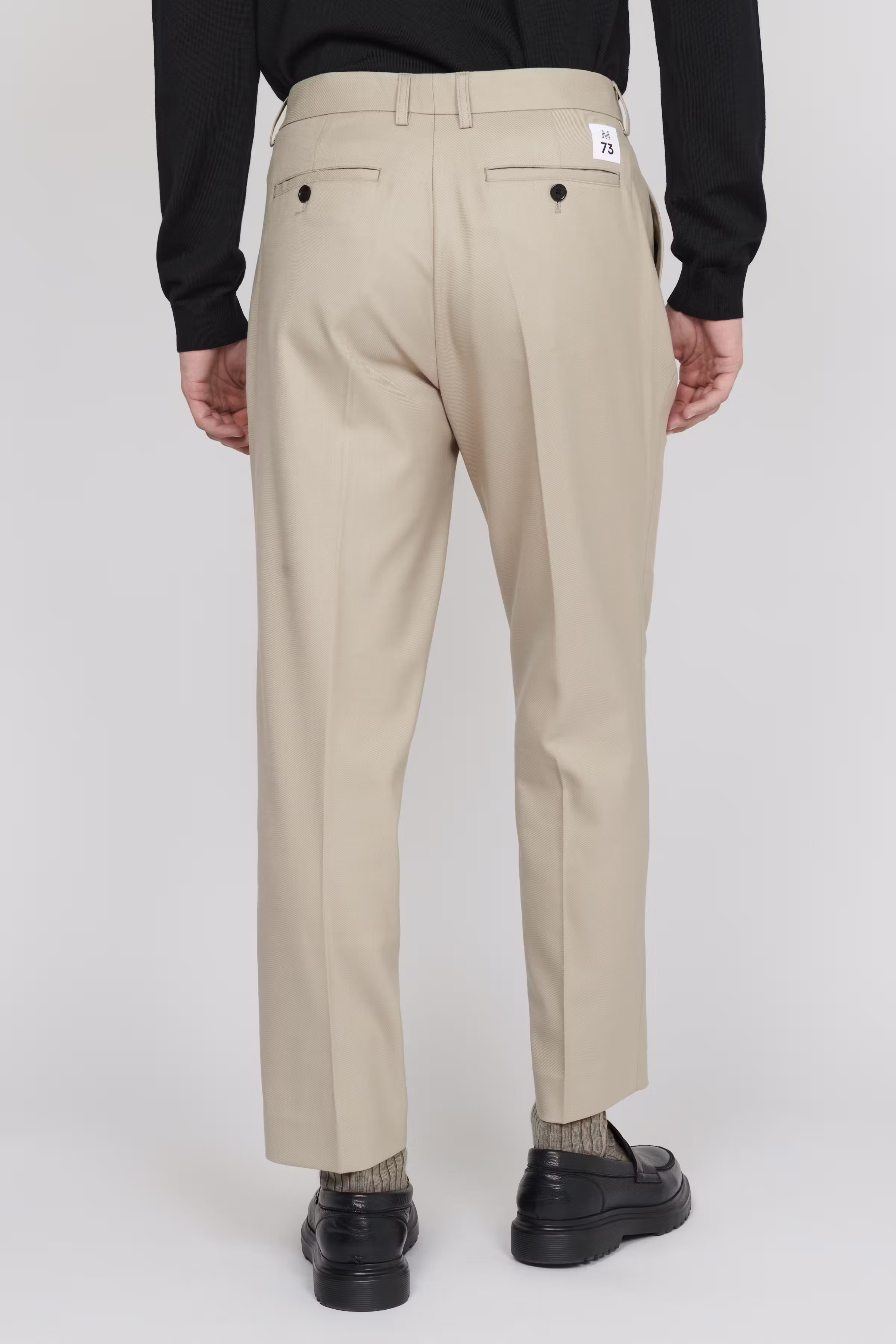 MAweller Hose LOOKBOOK BACK 30206872-161104