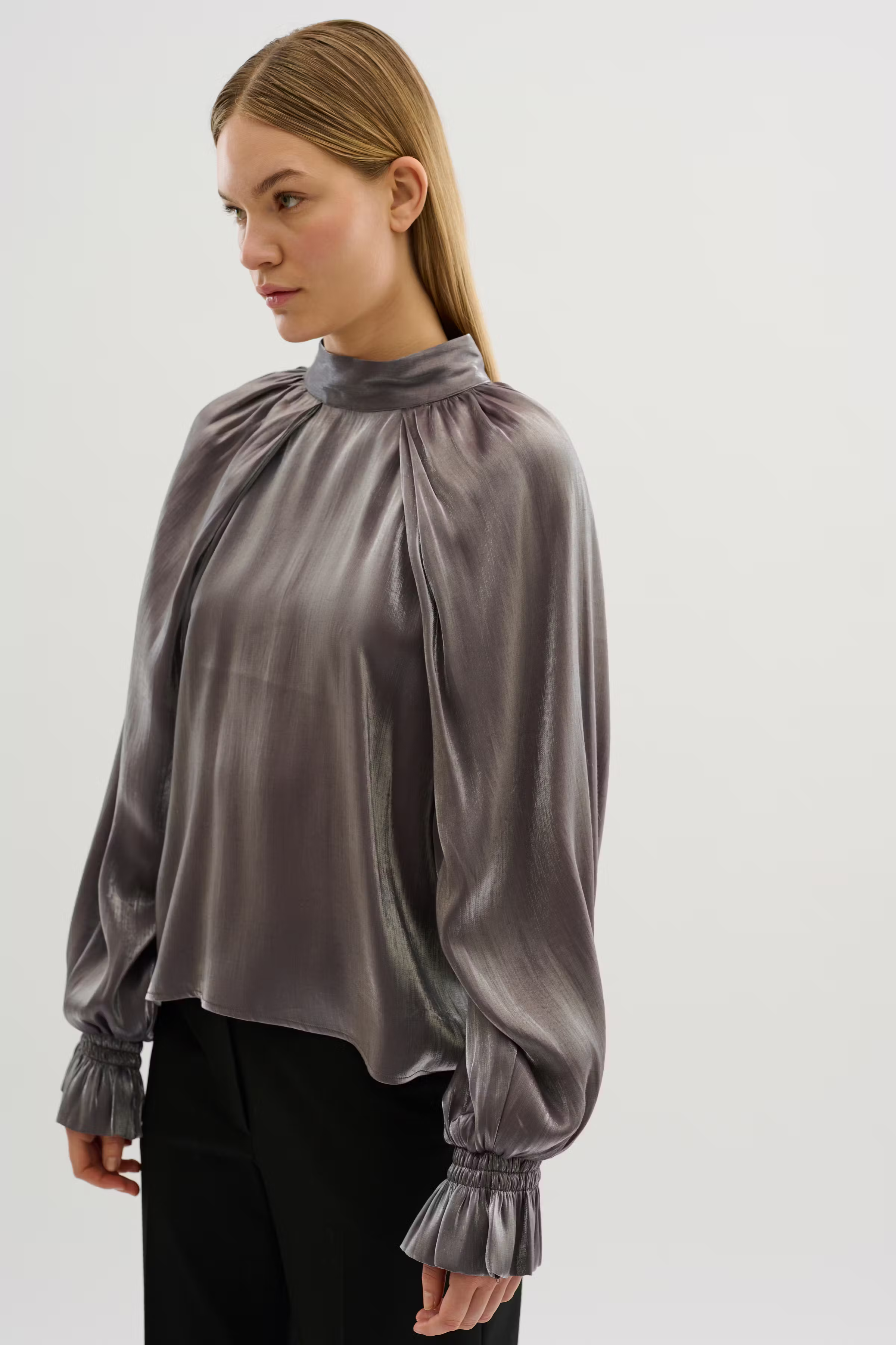 KBSacha Blouse LOOKBOOK FRONT 10105213-185206