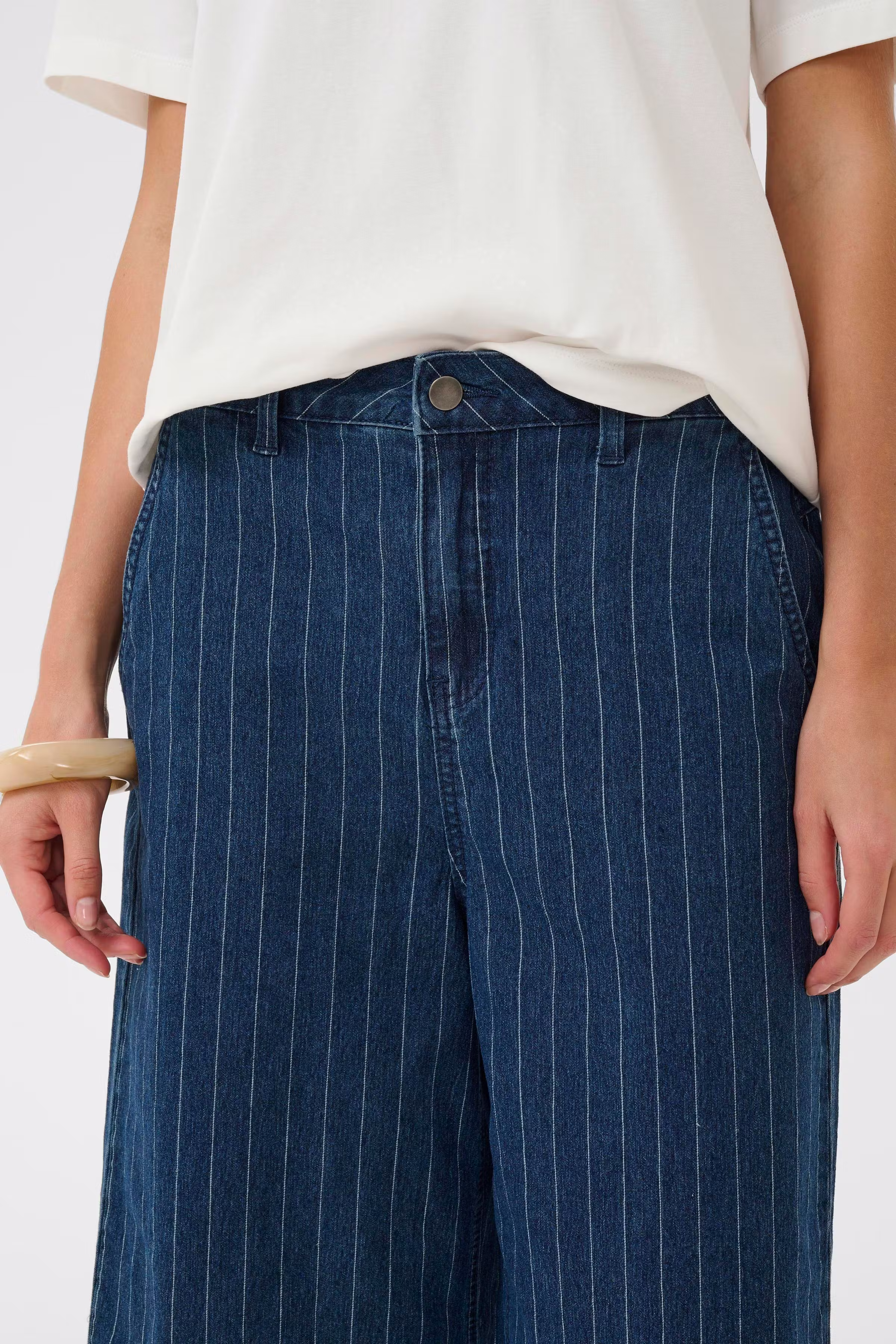 CUmai Jeansshorts LOOKBOOK DETAIL 50113092-500029