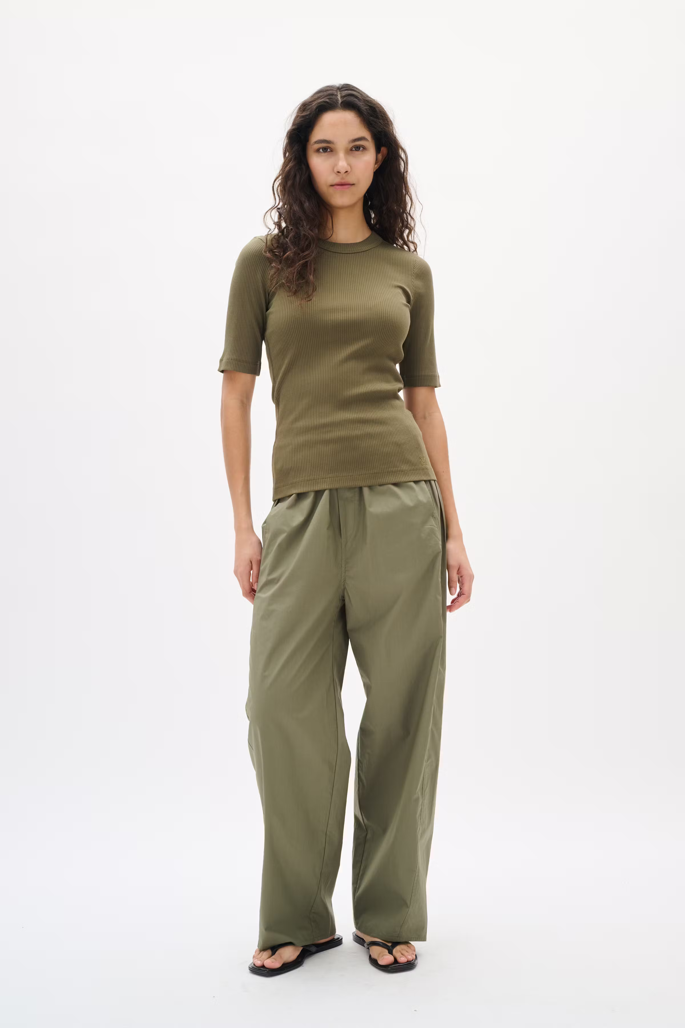 KennaIW Poplin Broek LOOKBOOK FRONT 30110533-180515