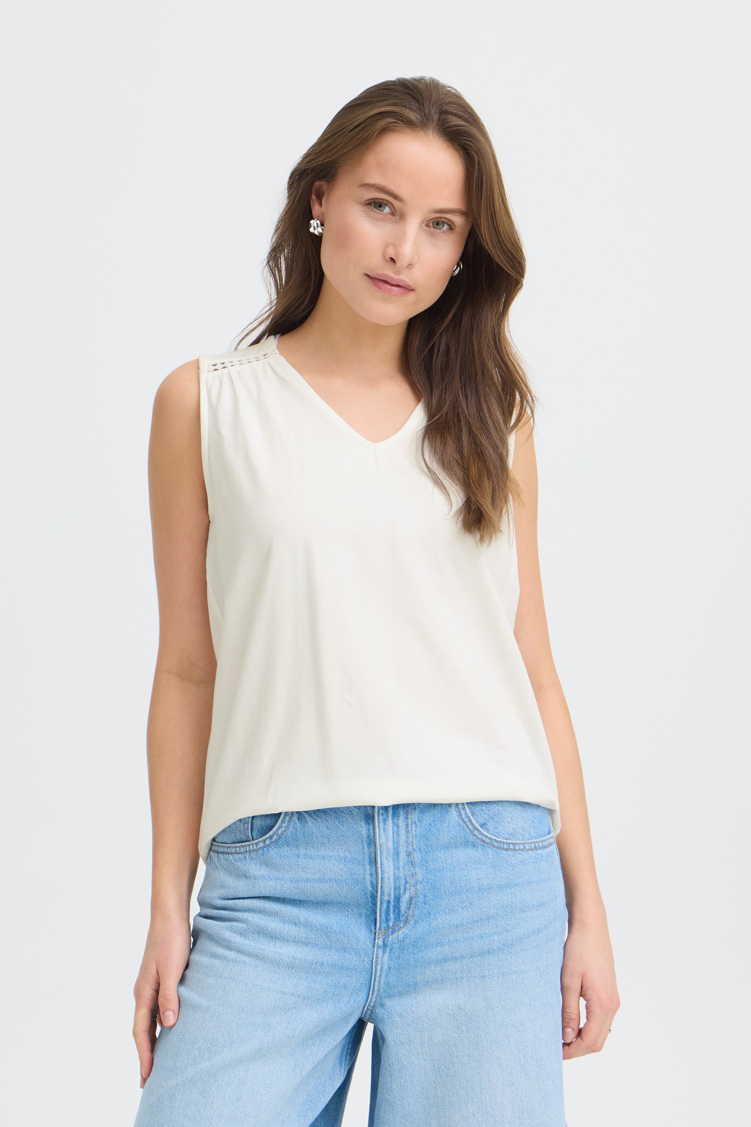 BYPANDINNA T-shirt LOOKBOOK FRONT 20819040-114300