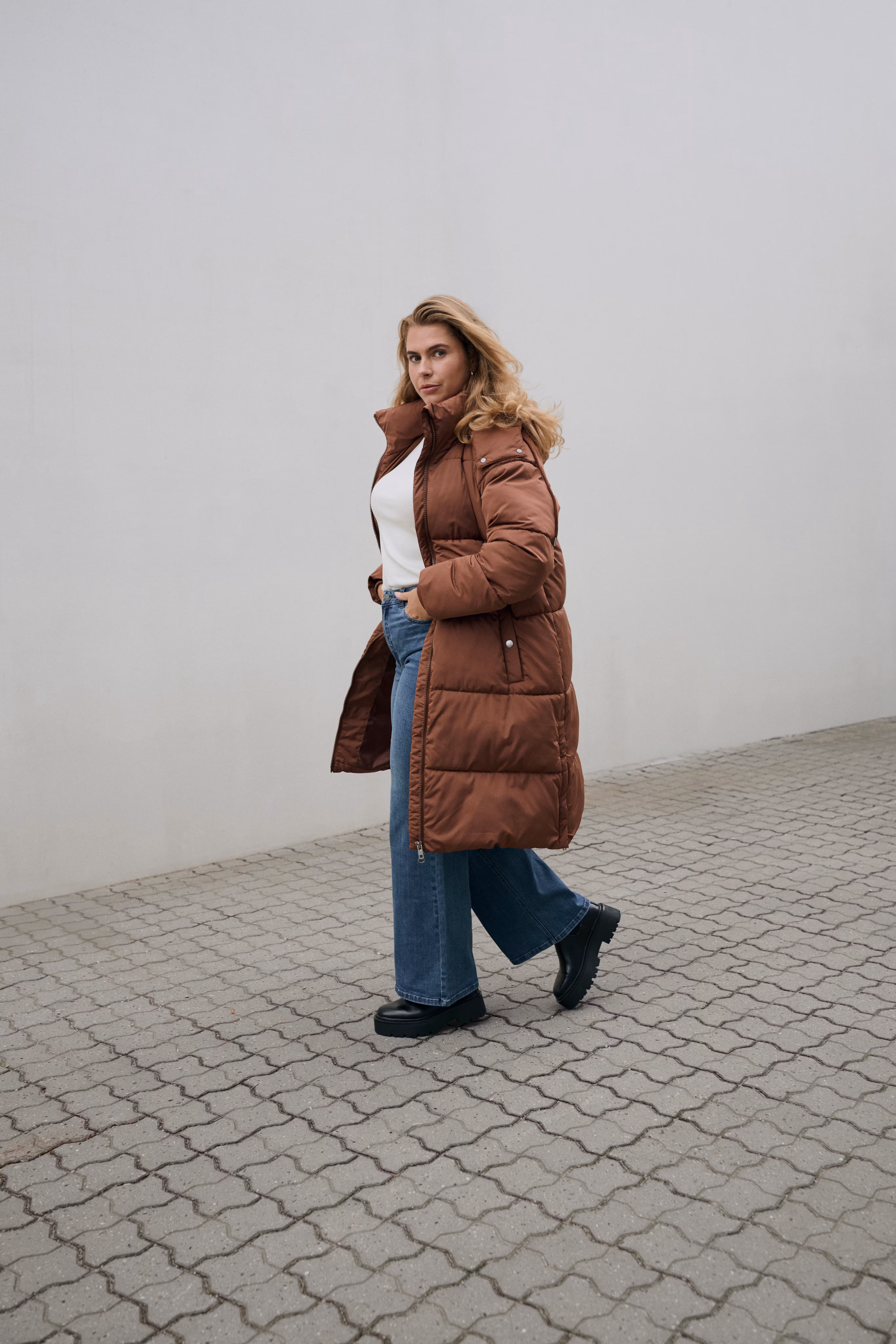 KCnikole Coat LOCATION NONE 10584315-191230