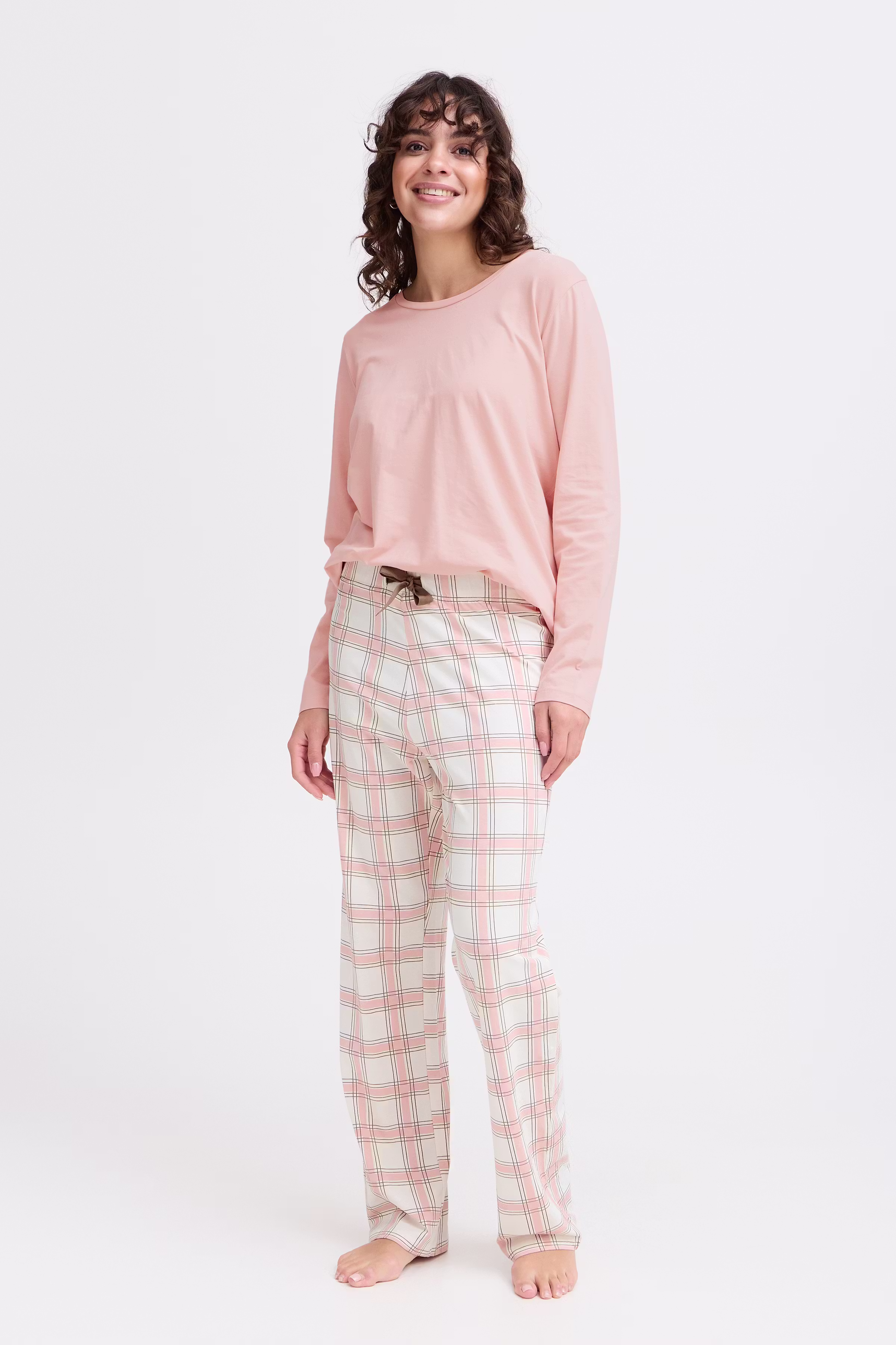 FXKAFI SET 1 Nattøy LOOKBOOK FRONT 20615606-205108