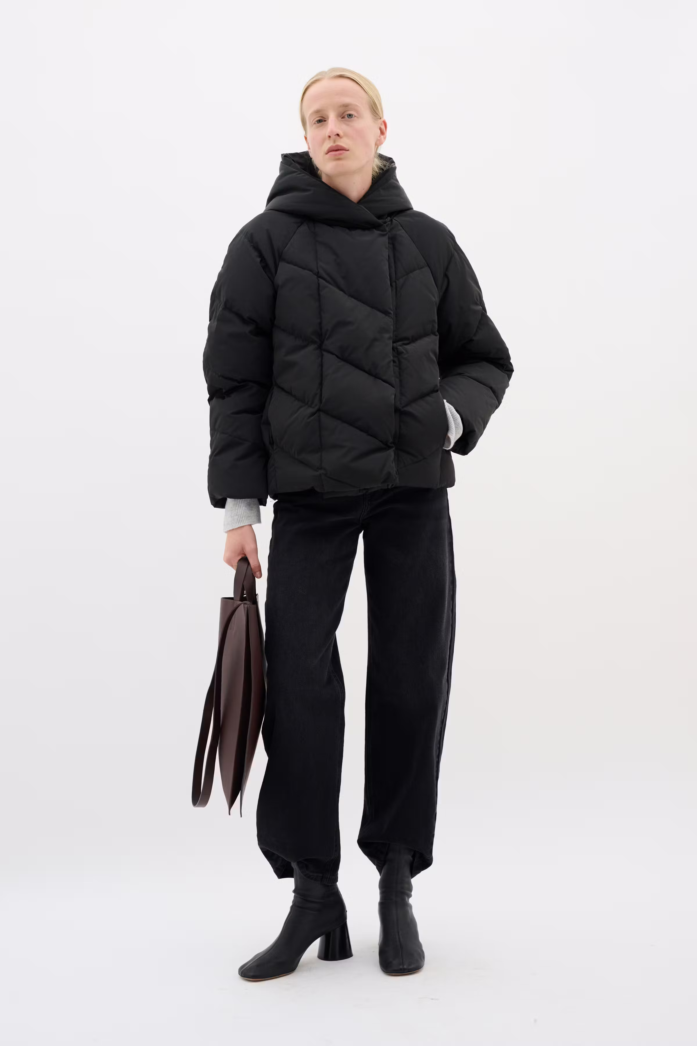 YazIW Short down Coat LOOKBOOK FRONT 30110619-194008