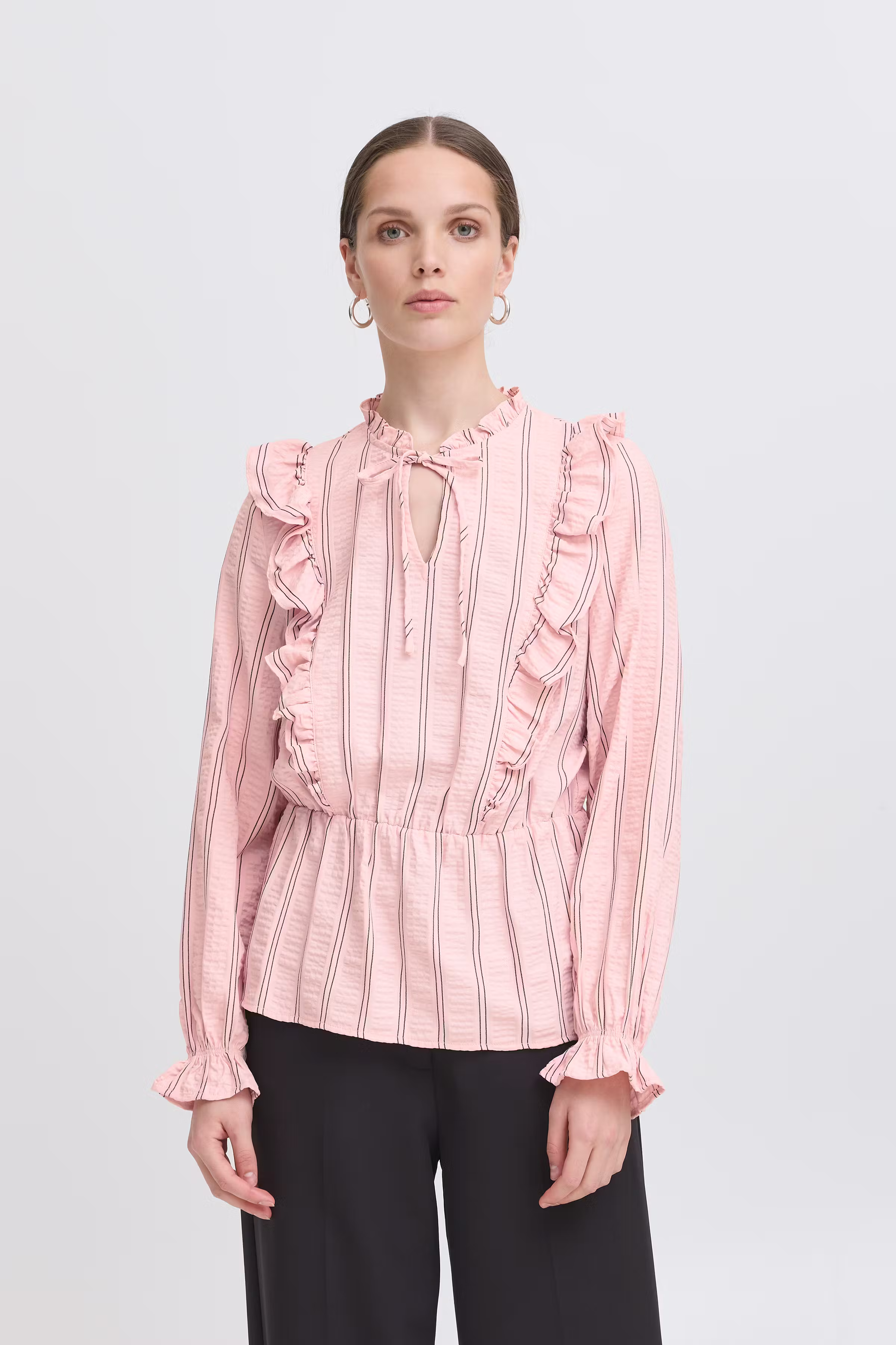 IXOLLIE Blouse LOOKBOOK FRONT 20123720-141508