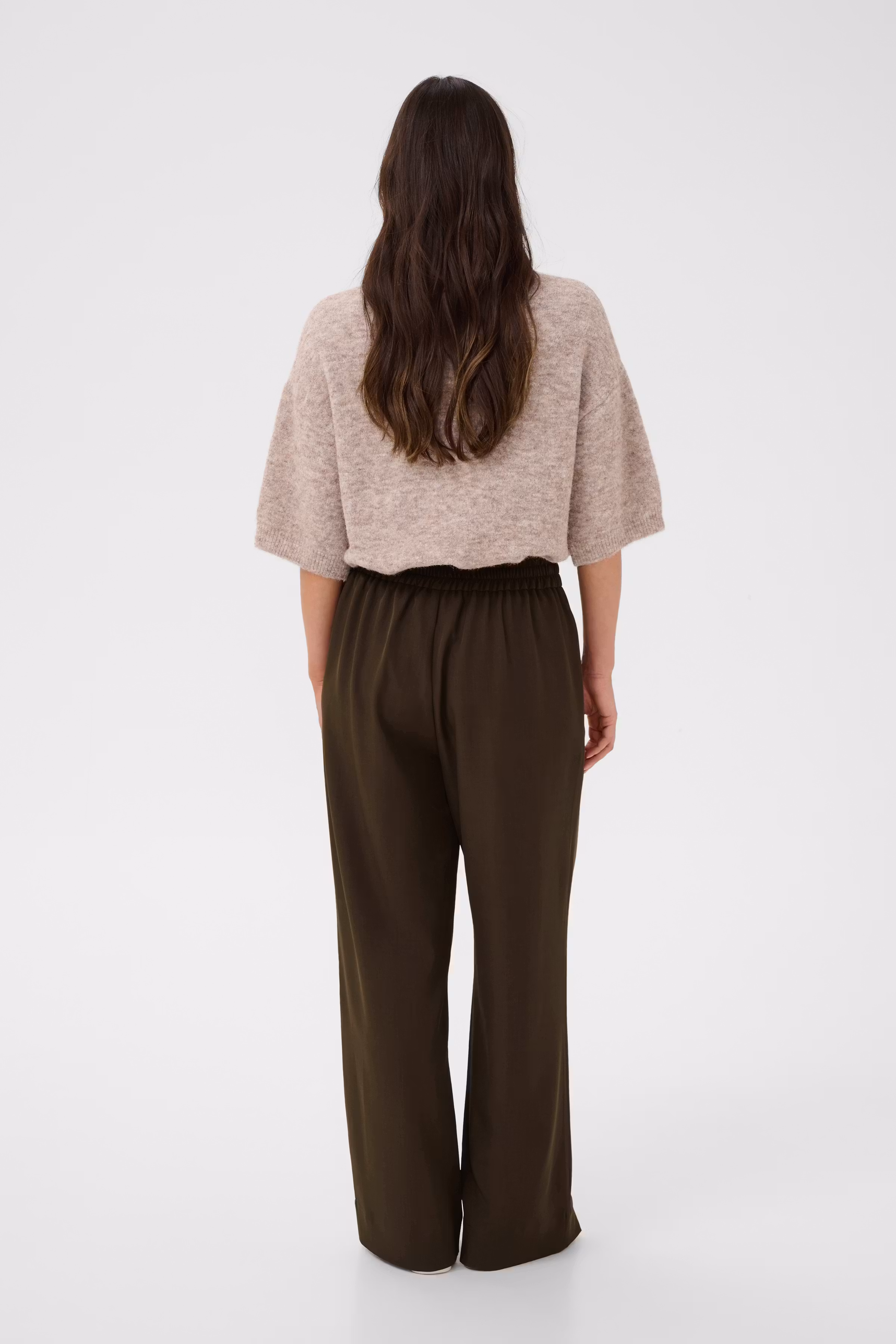 BPviola Trousers LOOKBOOK BACK 40200213-1911181