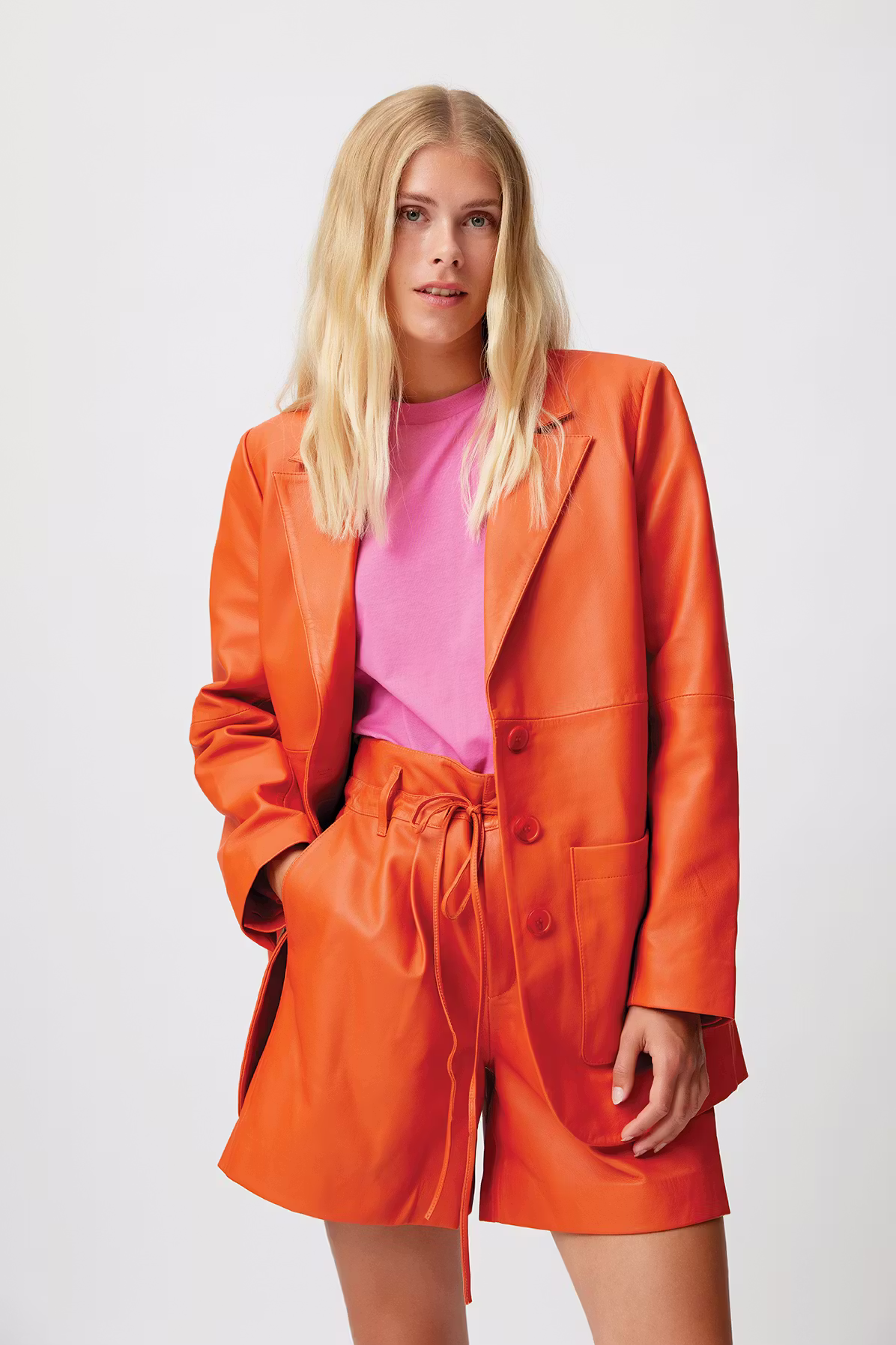 RondaGZ Lederblazer LOOKBOOK FRONT 10906098-181559