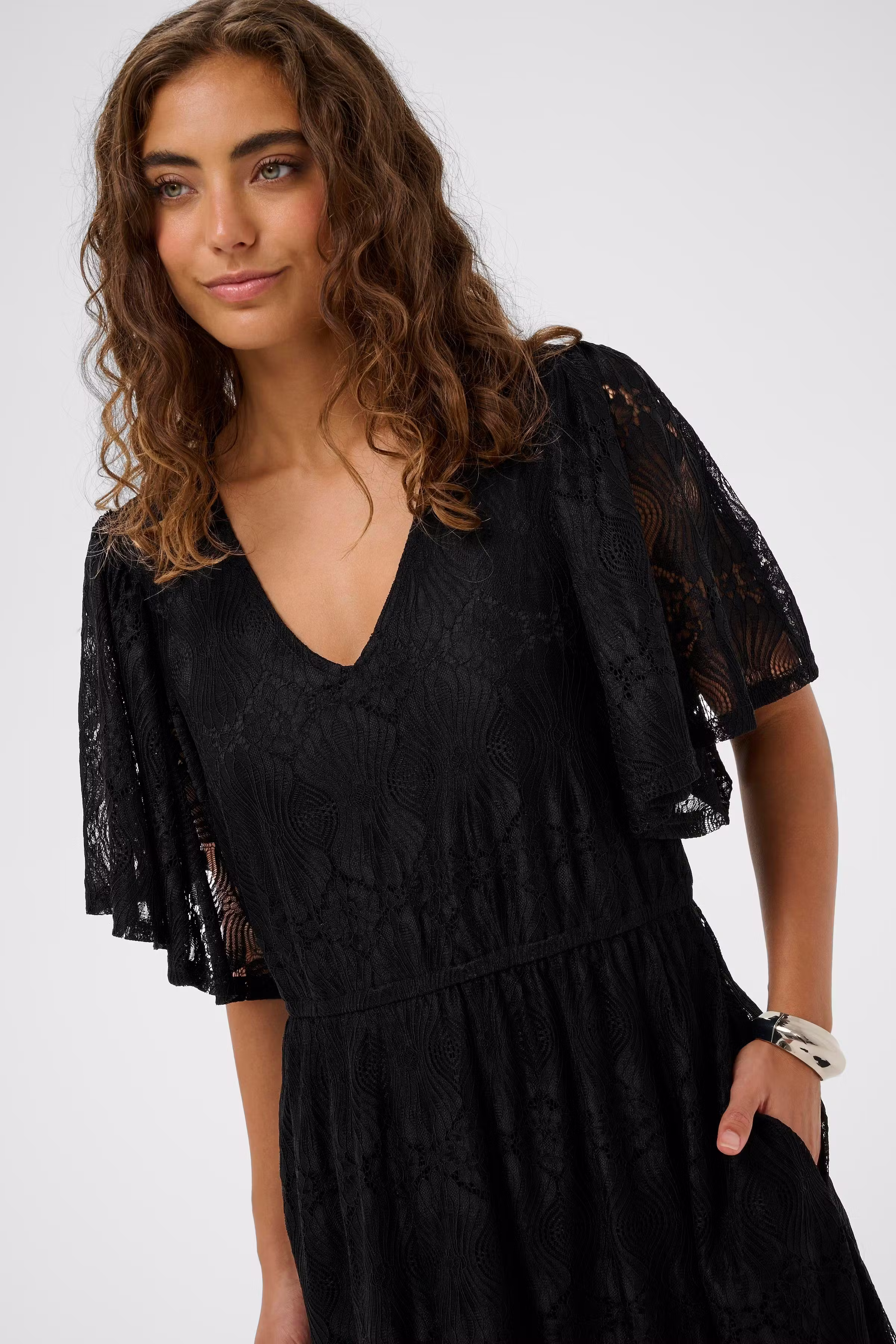 CUmilana Dress LOOKBOOK DETAIL 50113214-500012