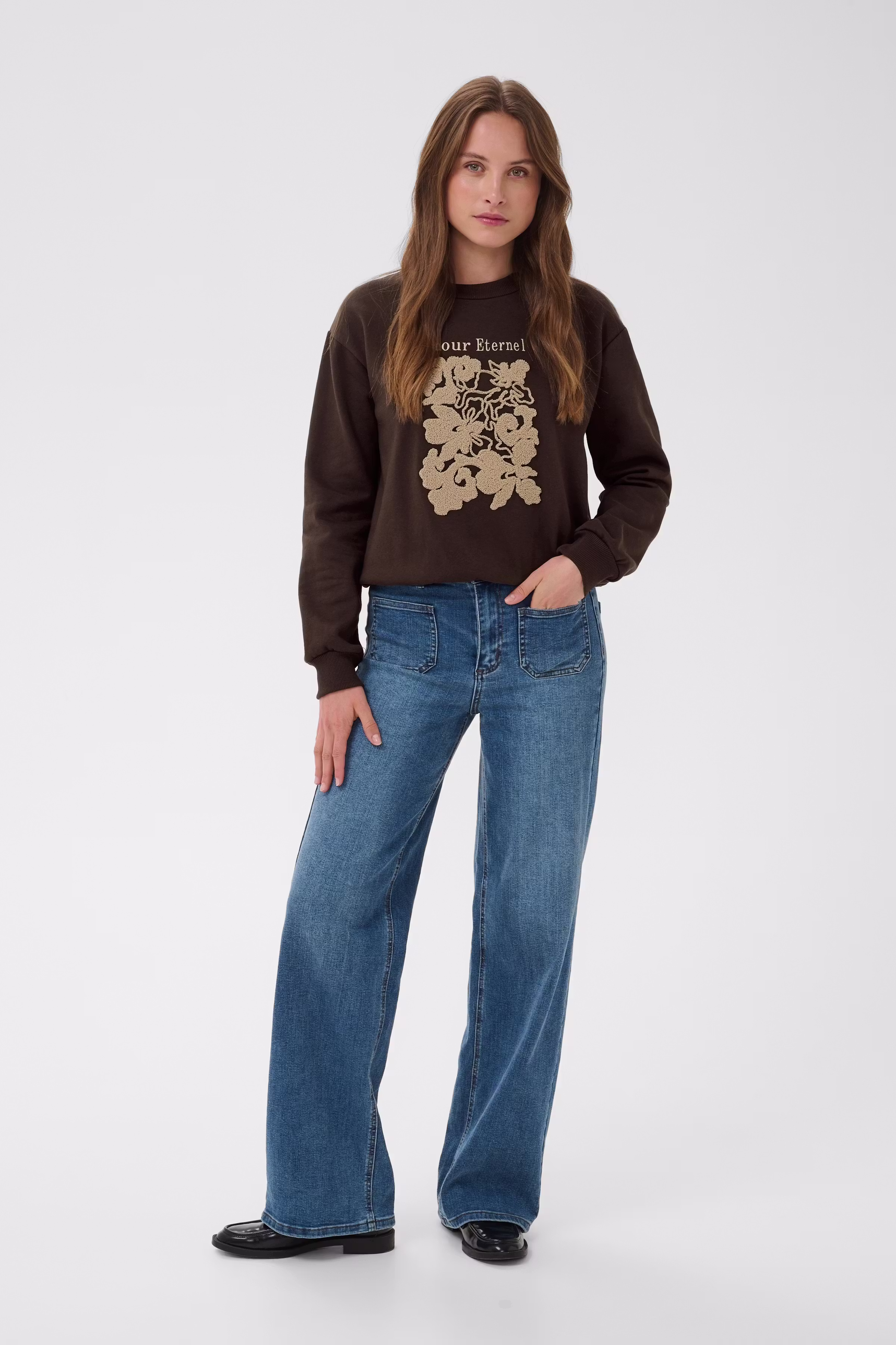 KAroseanne Sweatshirt LOOKBOOK FRONT 10511884-190915
