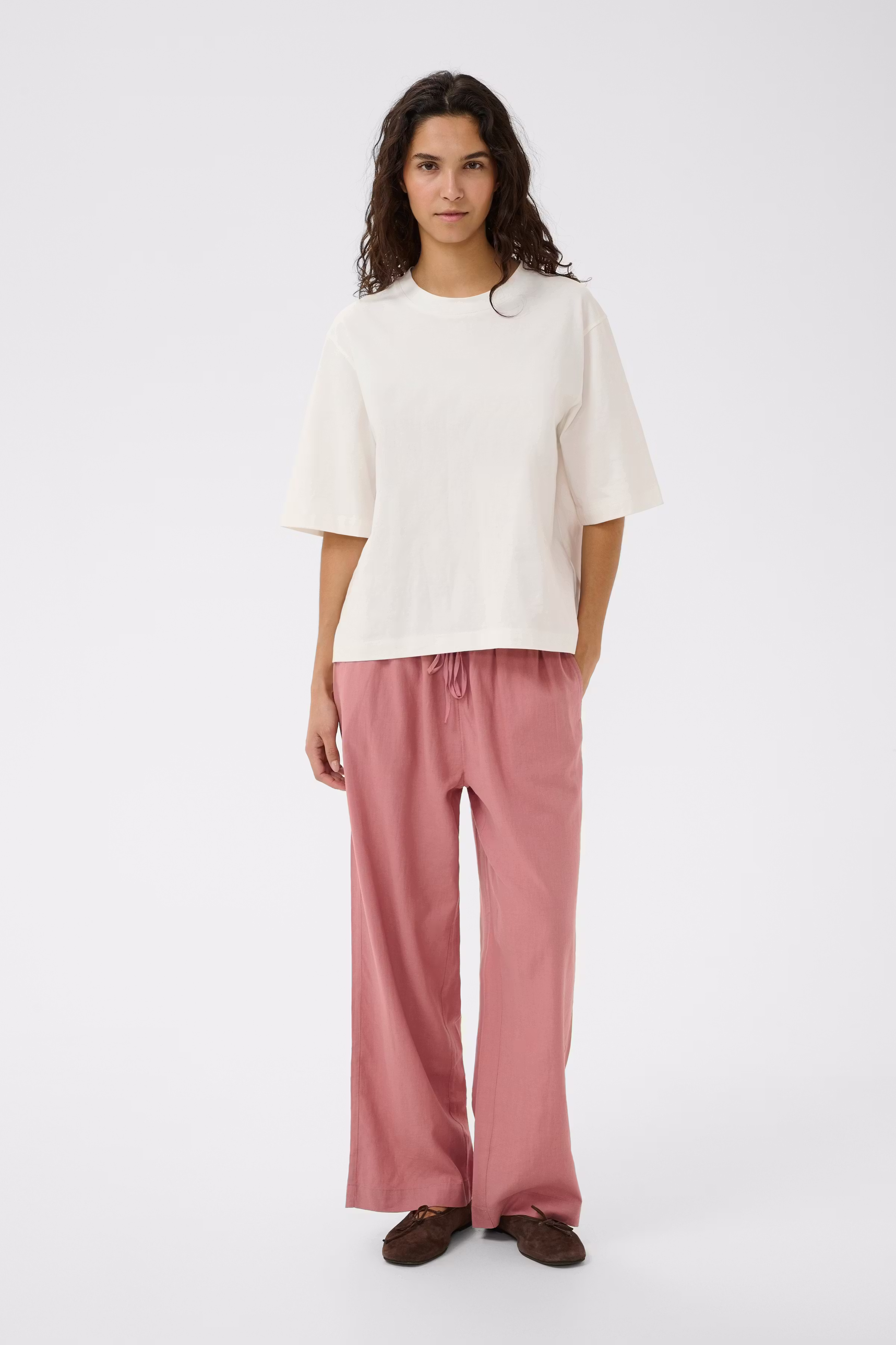 SLAria Bukser LOOKBOOK FRONT 30409026-171514