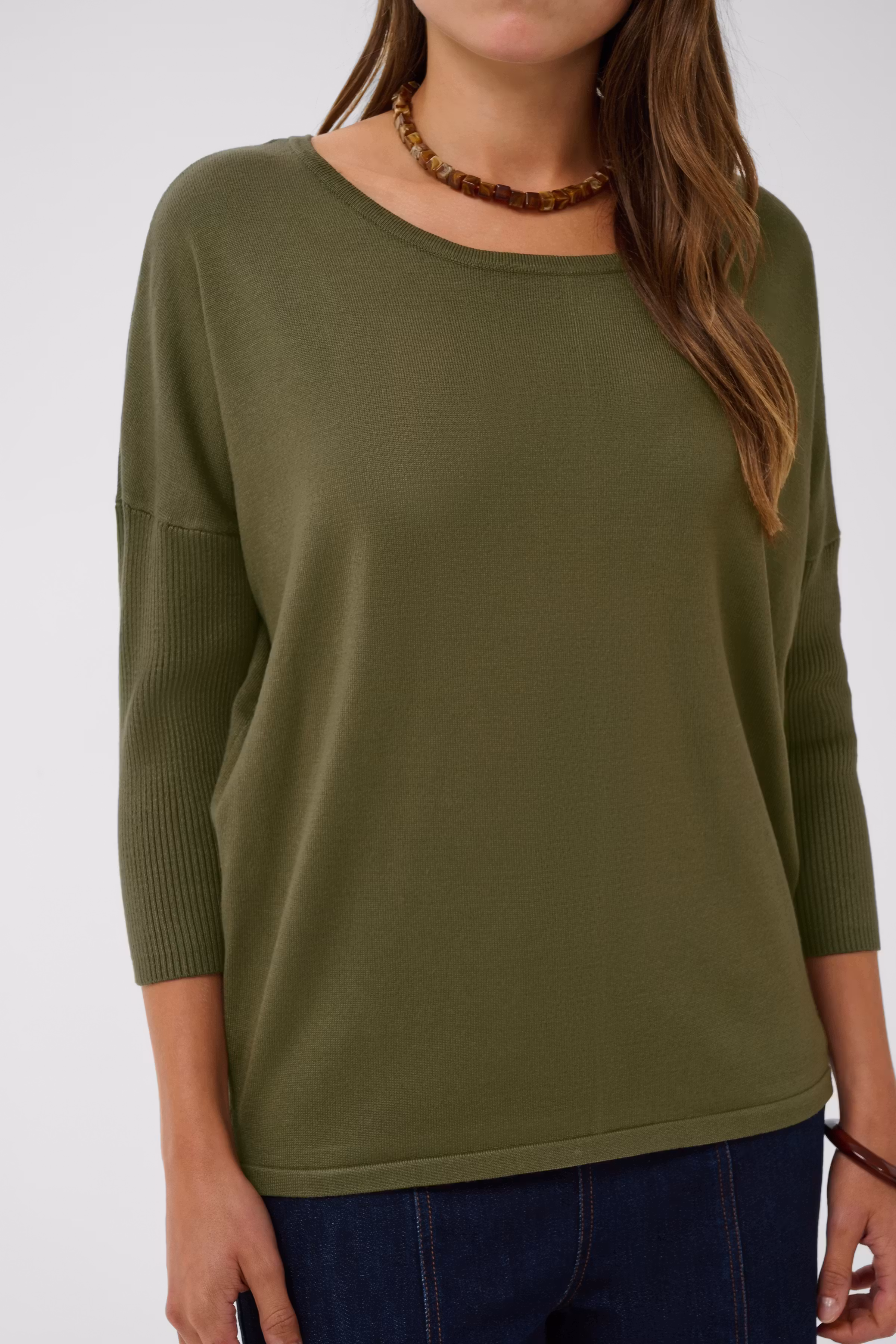 MilaSZ R-Neck Pullover LOOKBOOK DETAIL 30500003-1804201