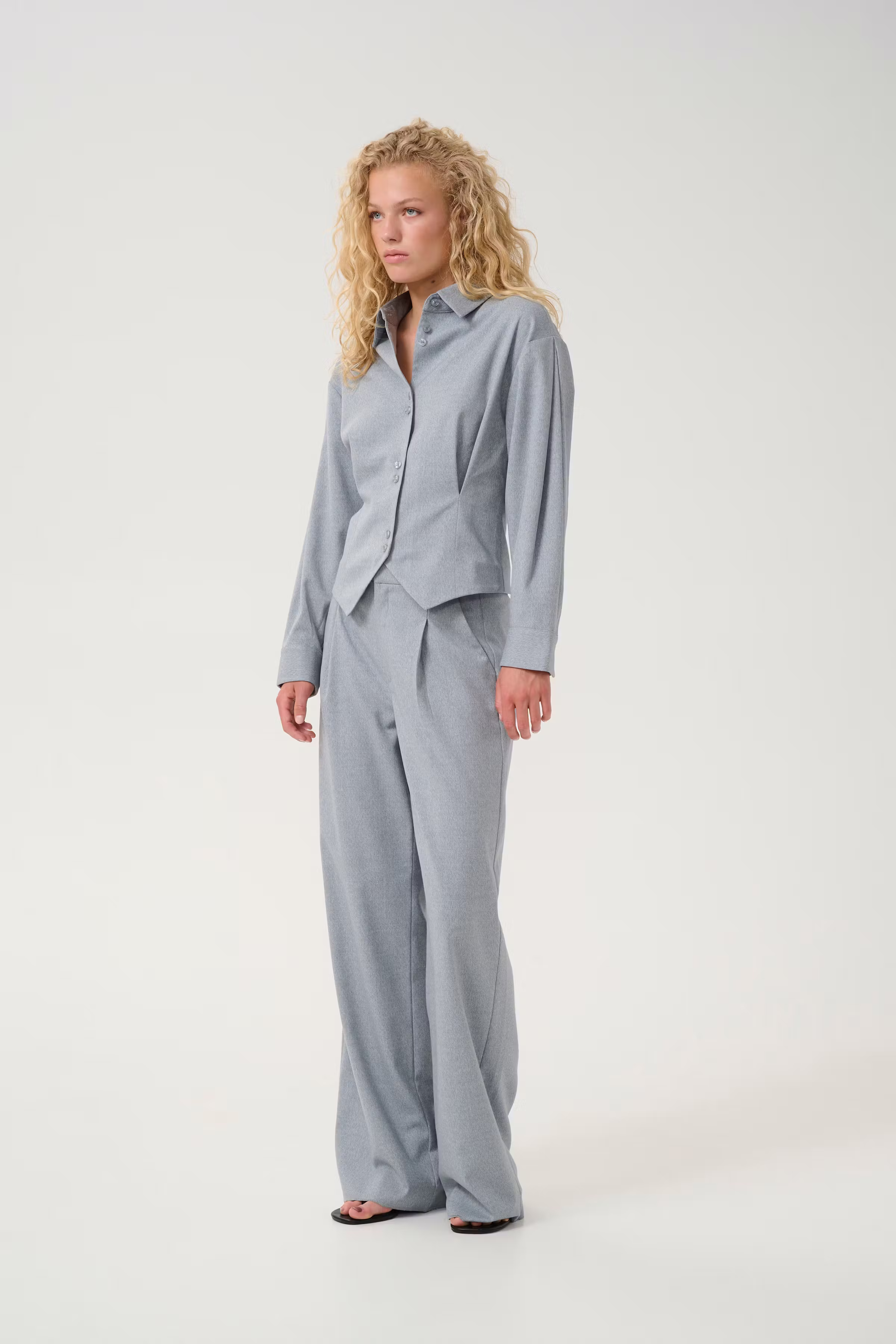 GZpaulia Trousers LOOKBOOK FRONT 10910073-107205