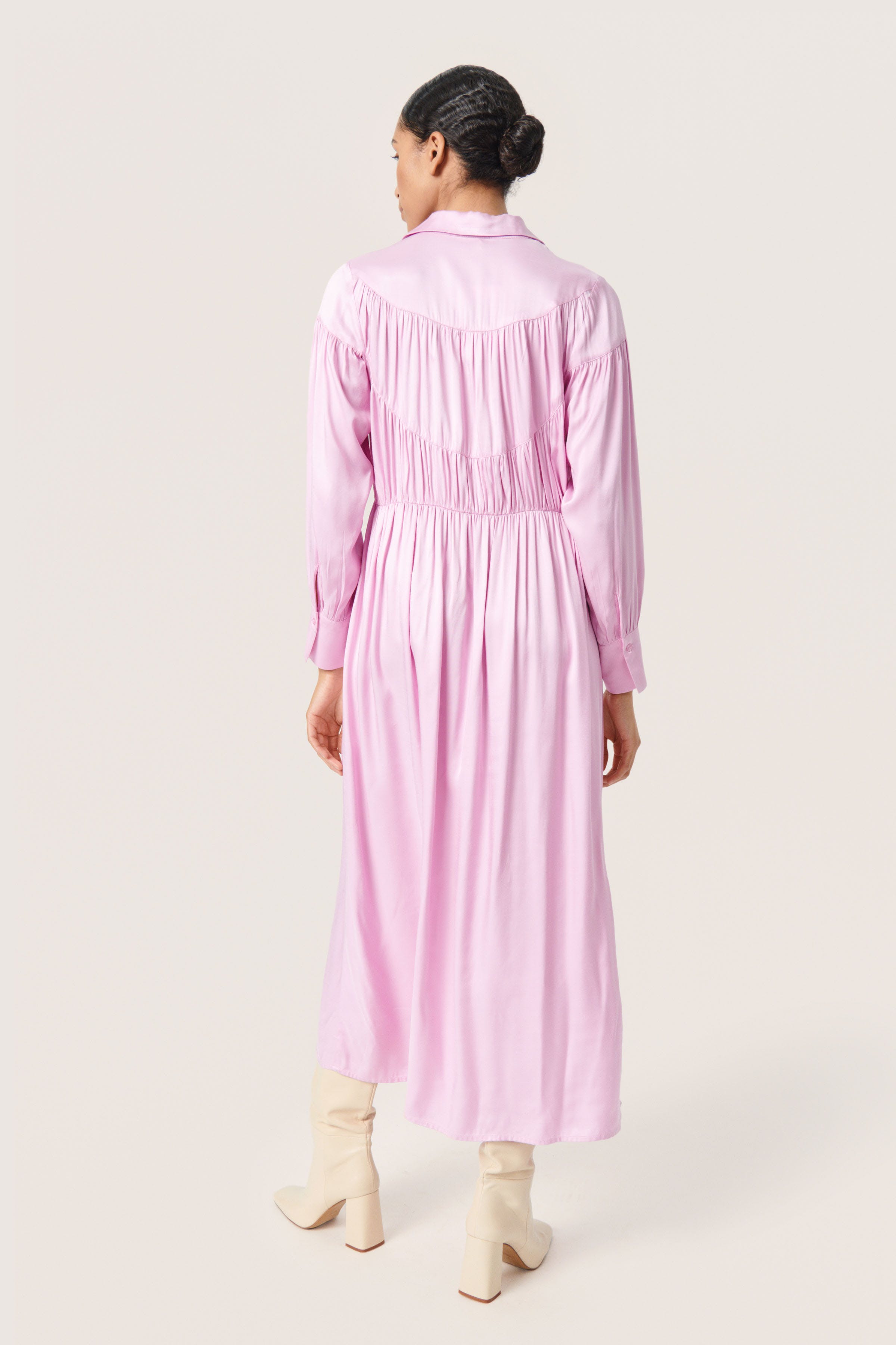 SLCharma Kleid LOOKBOOK BACK 30407356-143209