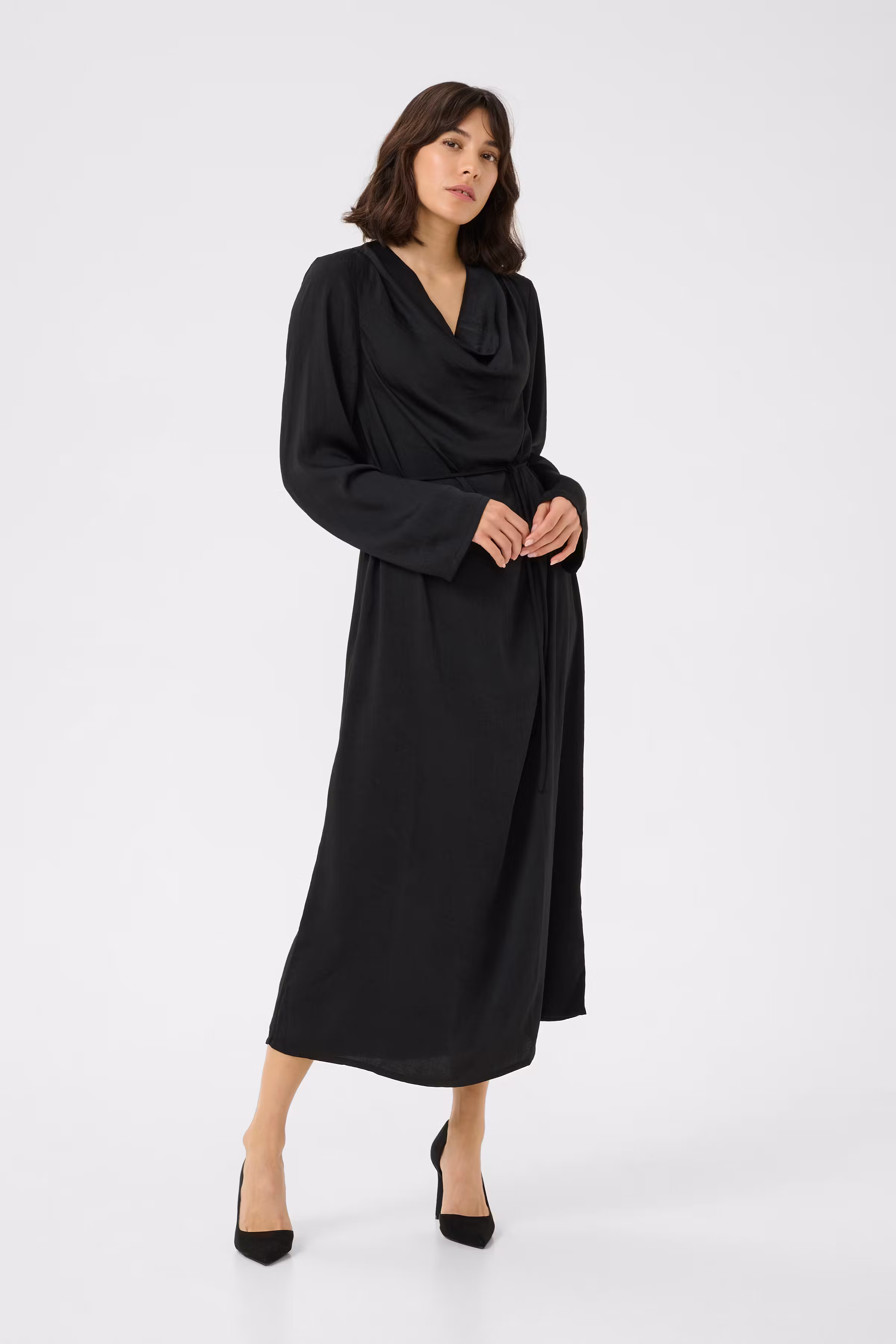 KAariel Kjole LOOKBOOK FRONT 10510222-100121