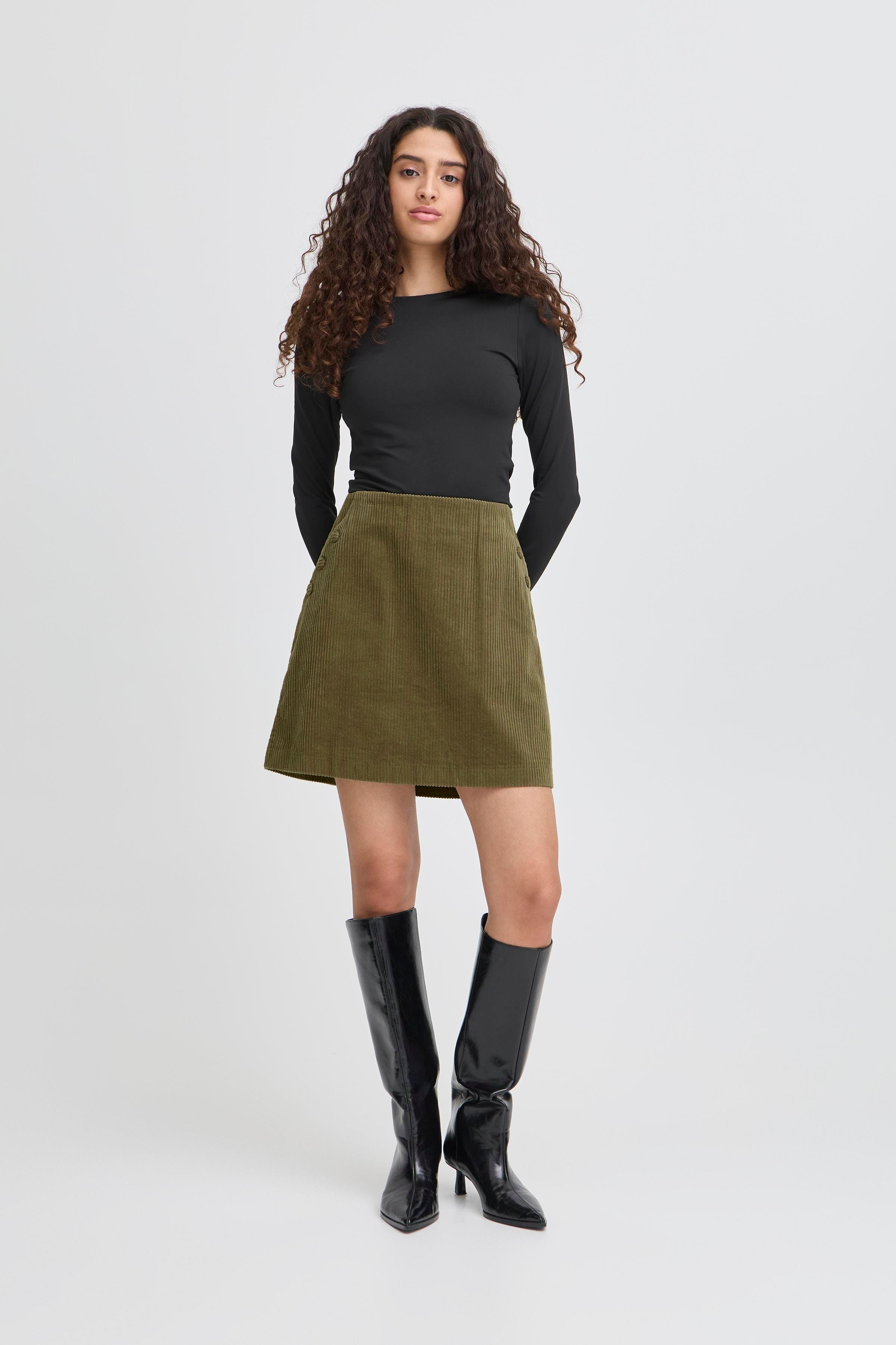 IHFOCARO Skirt LOOKBOOK FRONT 20124120-170517