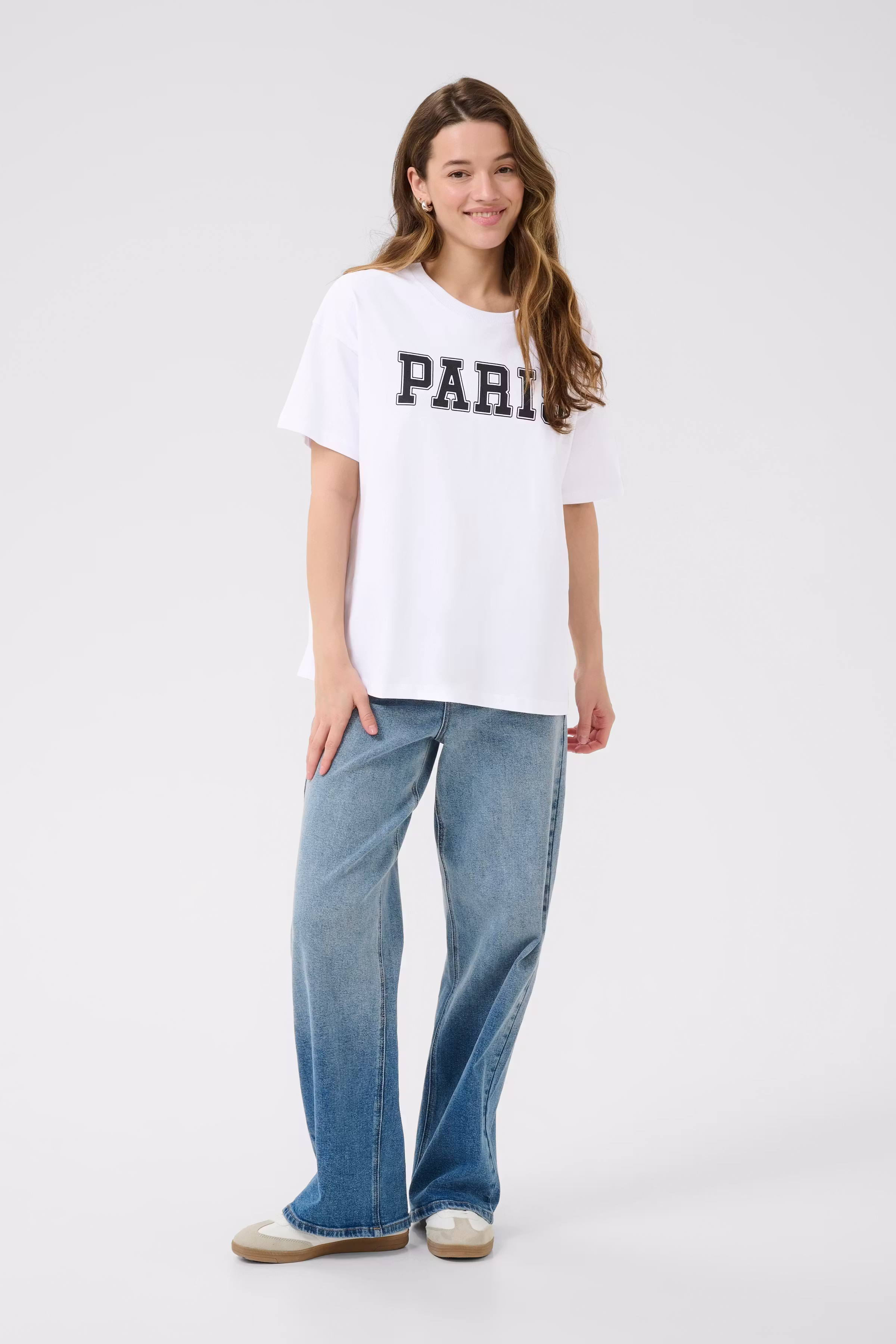 KAadelina T-shirt LOOKBOOK FRONT 10510210-107788