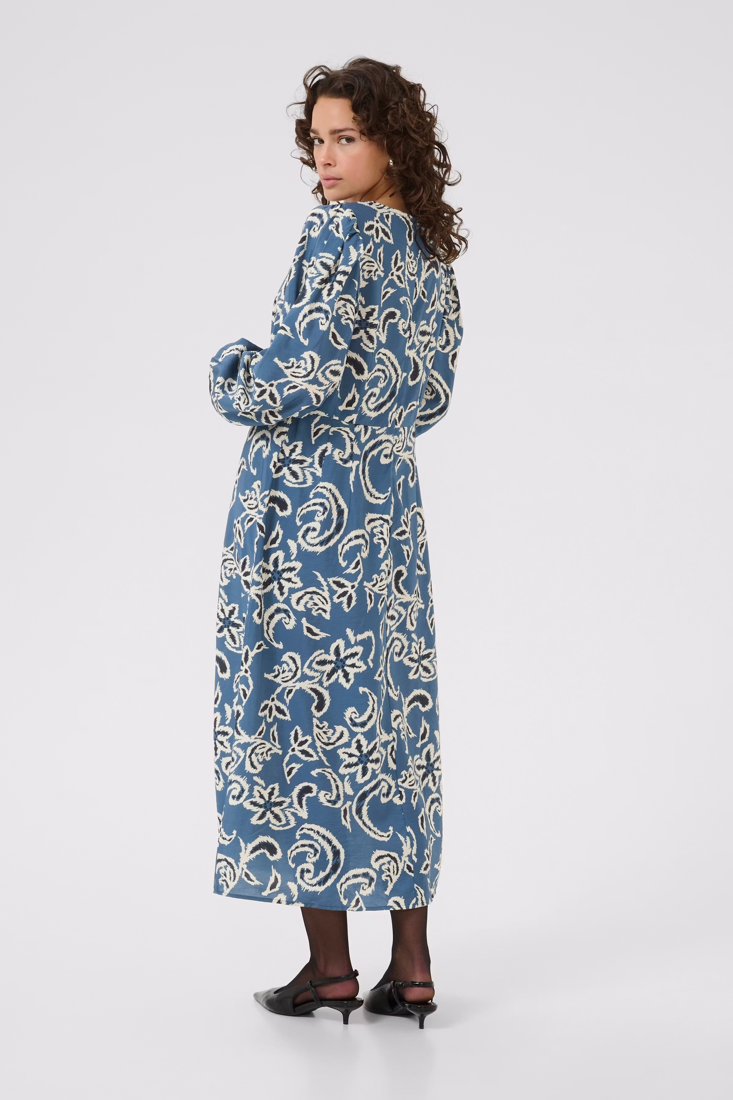 KAdahlia Kjole LOOKBOOK BACK 10510572-108221