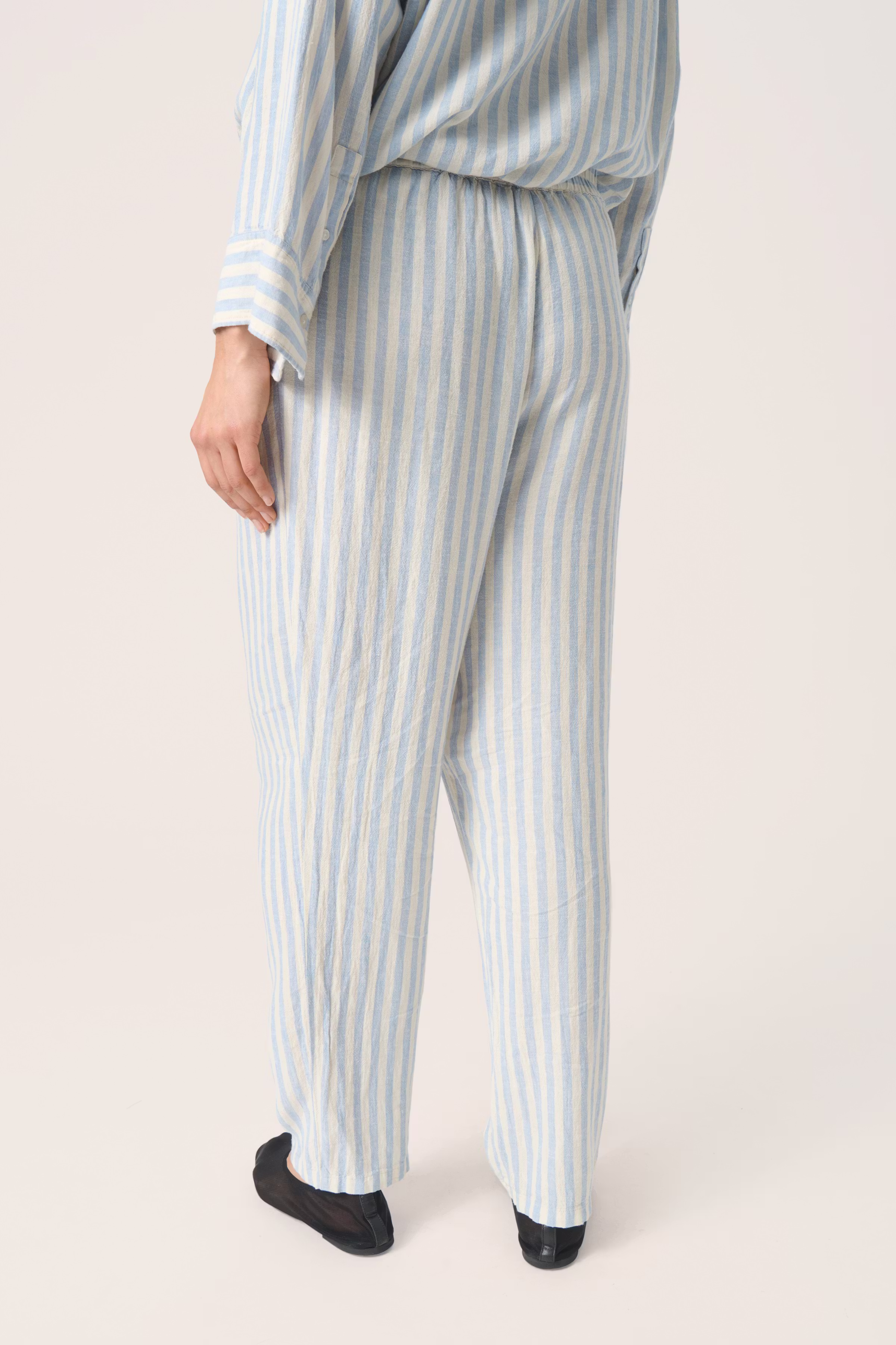 SLBelira Linen Trousers LOOKBOOK BACK 30407608-302865