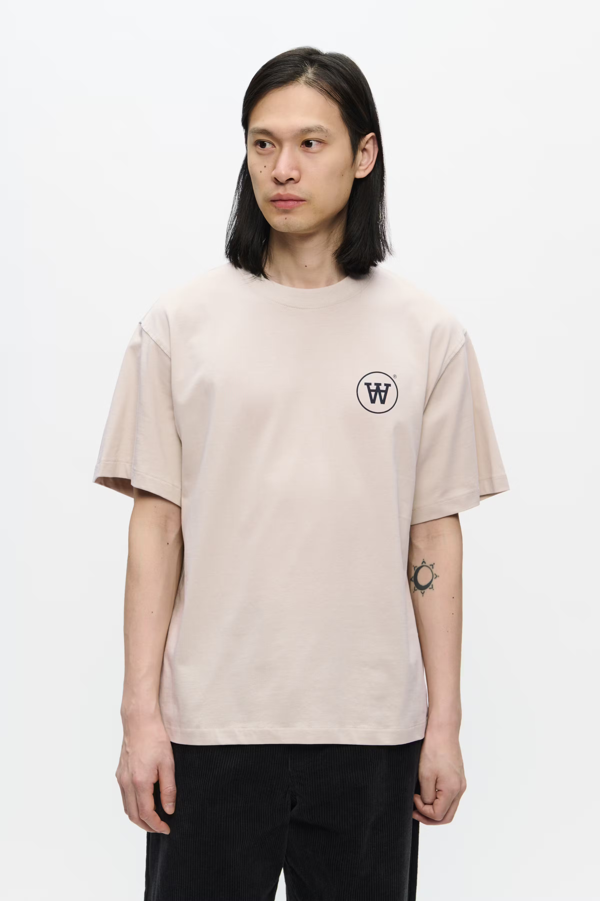 WWLiam T-shirt LOOKBOOK FRONT 30251548-144500