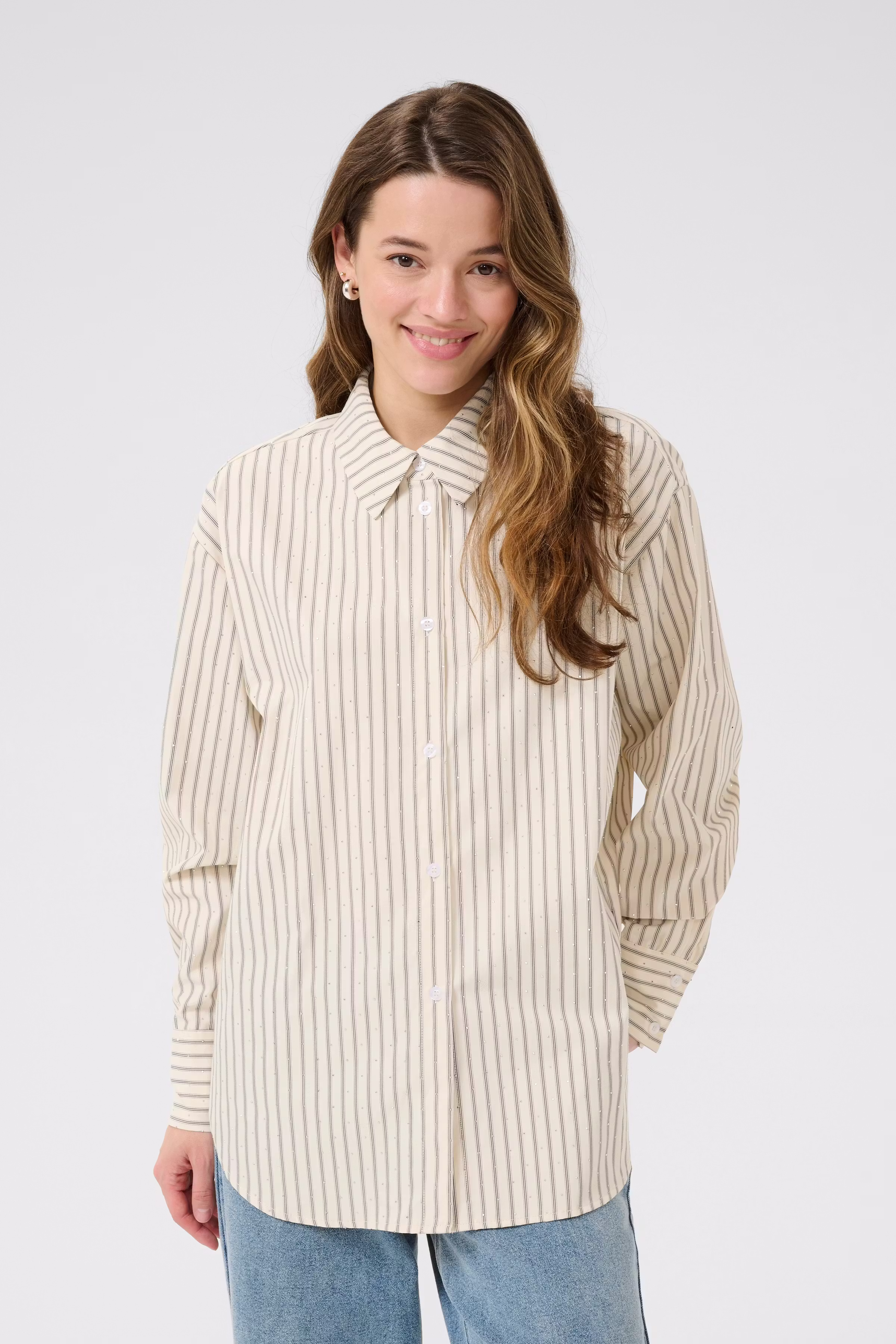 KAvictoria Skjorte LOOKBOOK FRONT 10510585-108232