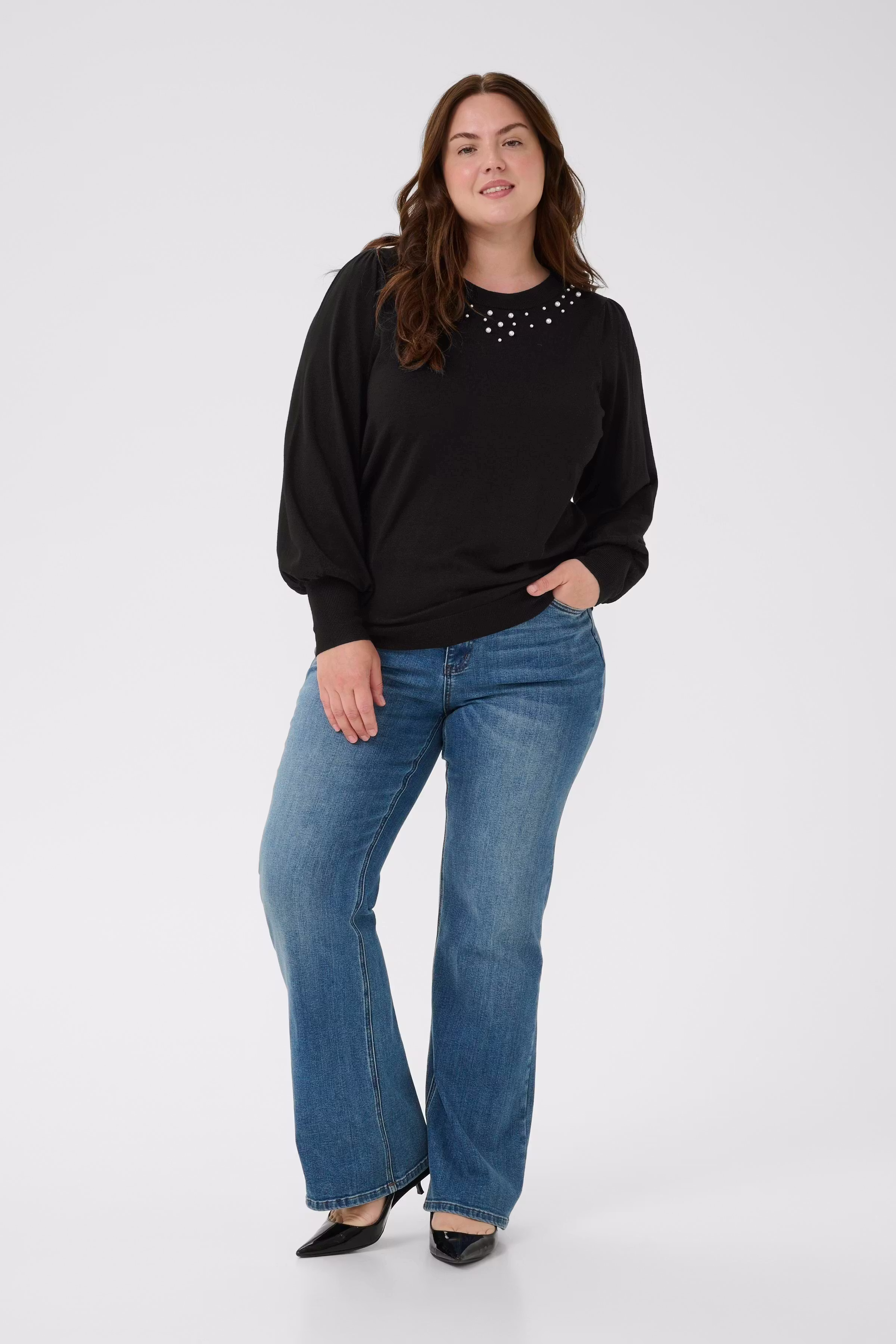 KCrahina Pullover LOOKBOOK FRONT 10583802-100121