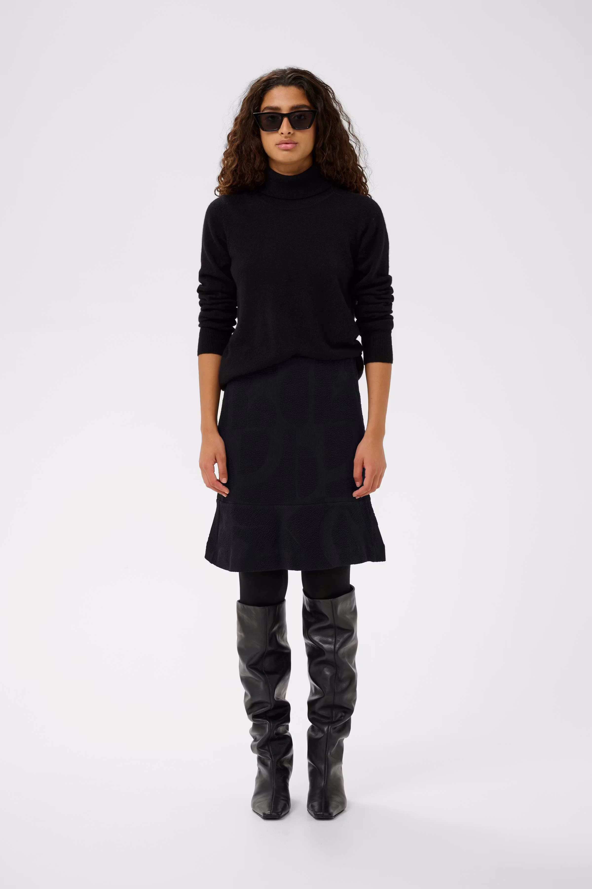 AriaIW Rock LOOKBOOK FRONT 30110215-300005