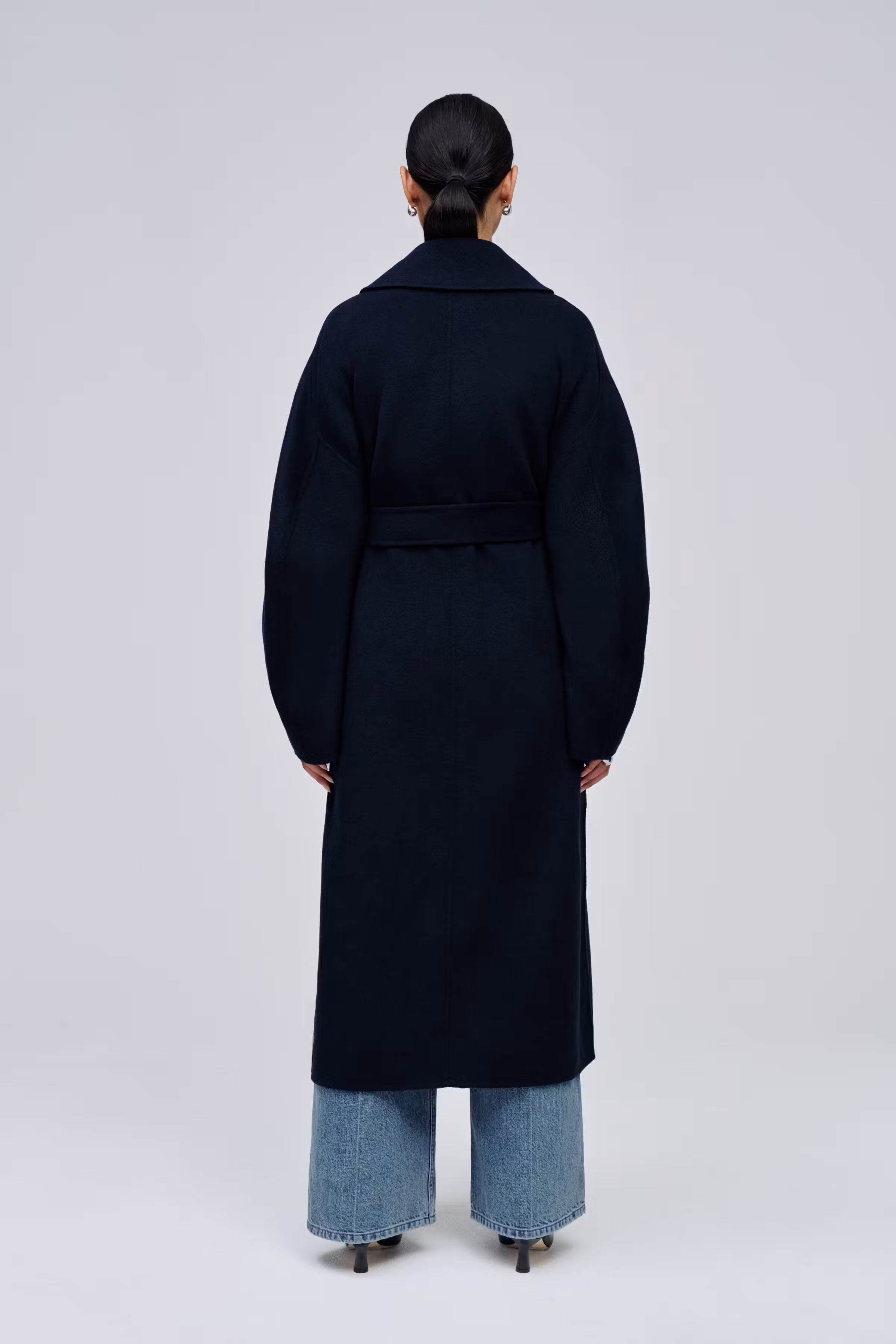 IOCybele Coat LOOKBOOK BACK 30600095-BL900