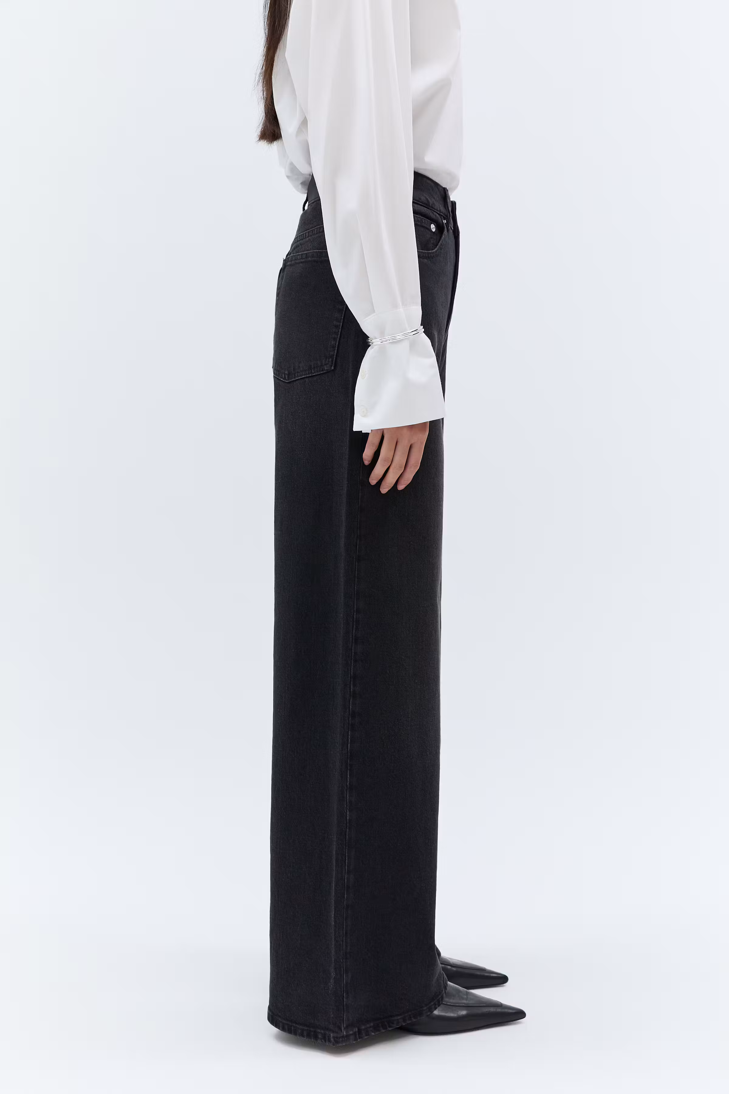 IOPrijanka Jeans LOOKBOOK DETAIL 30600160-BK995