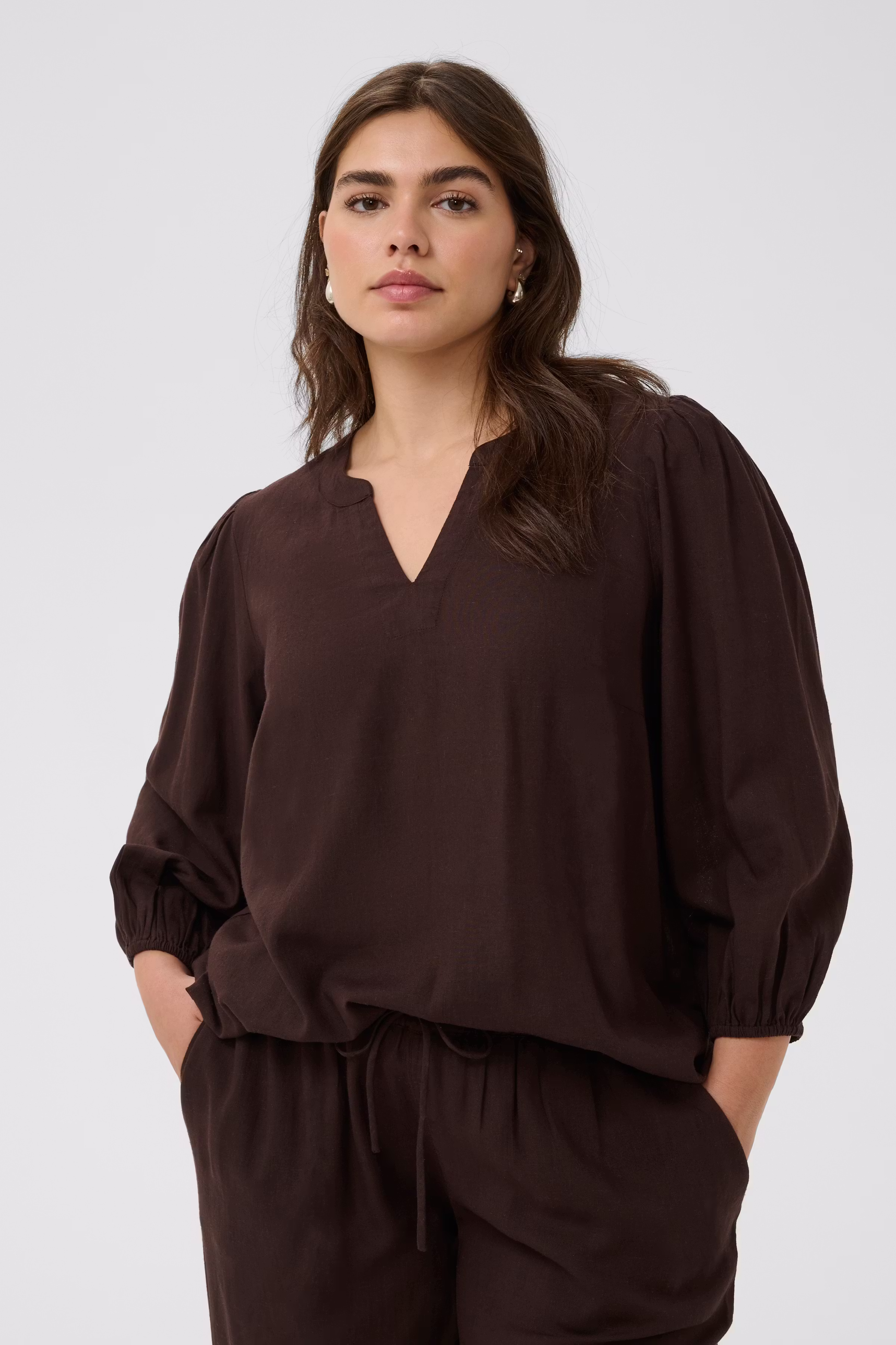 KCmille Leinen Bluse LOOKBOOK FRONT 10584079-191111