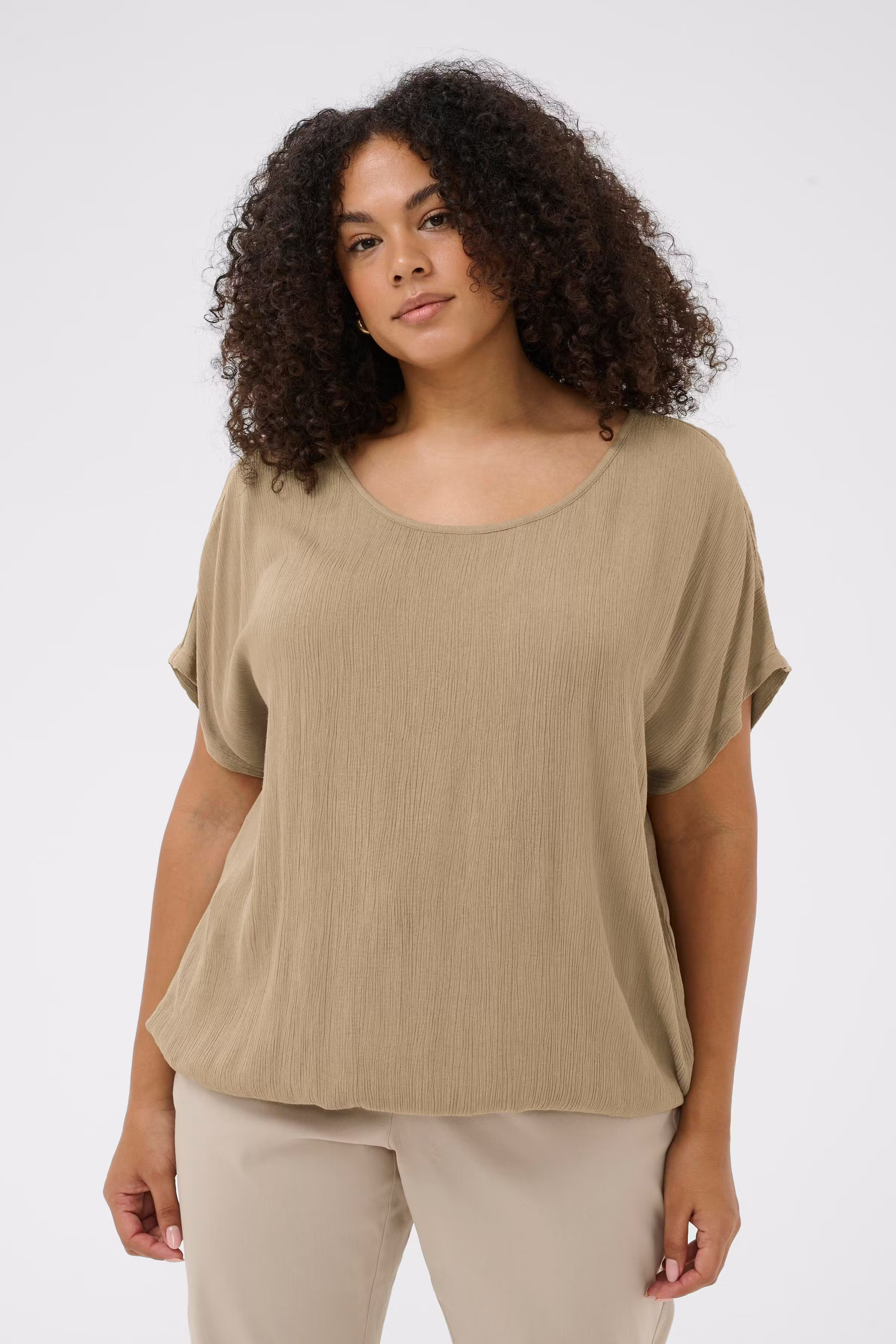 KCami Blouse LOOKBOOK FRONT 10580267-171115