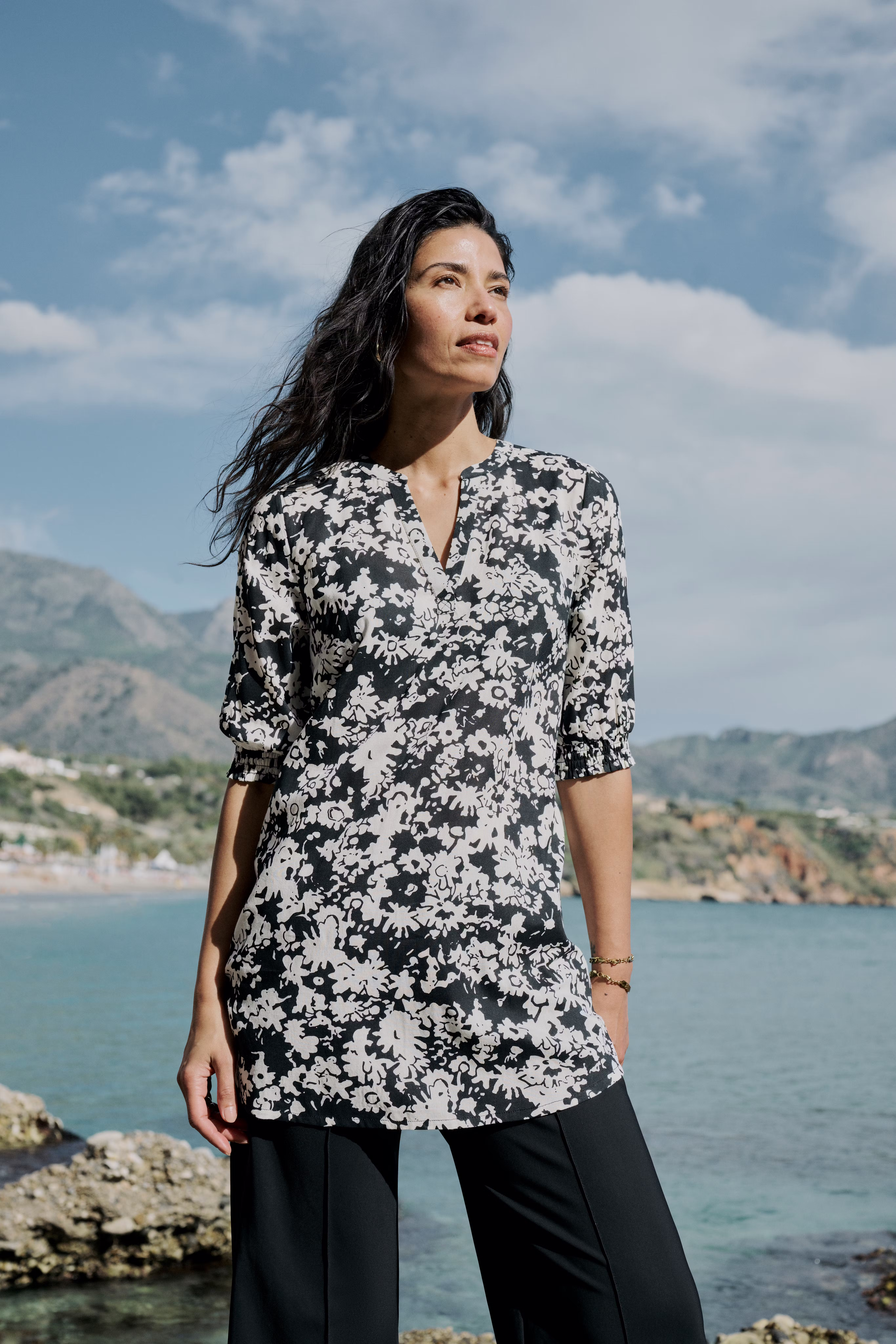 BPliah Tunic LOCATION NONE 10590840-107507B