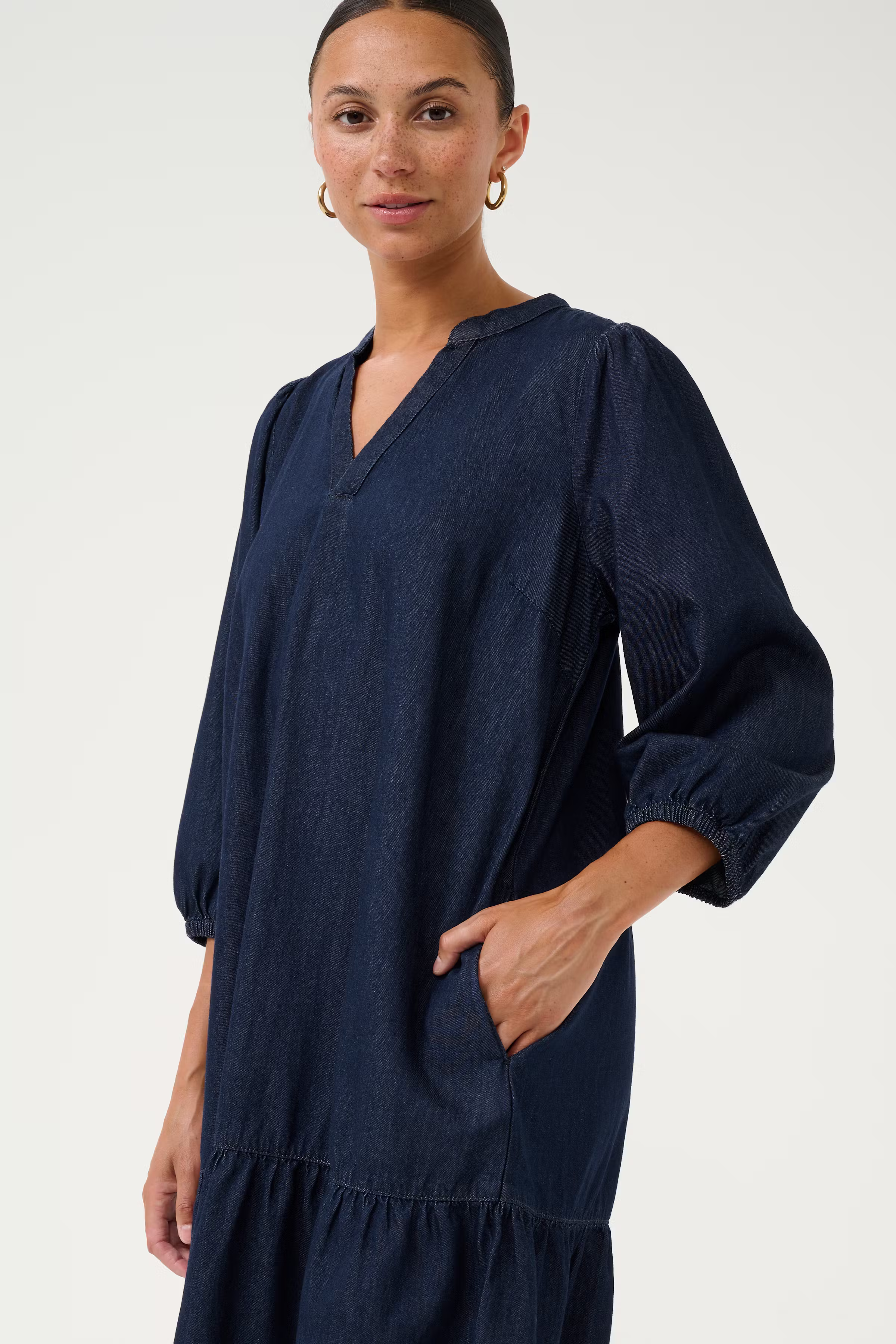 CUarpa Jeanskleid LOOKBOOK DETAIL 50110305-500119