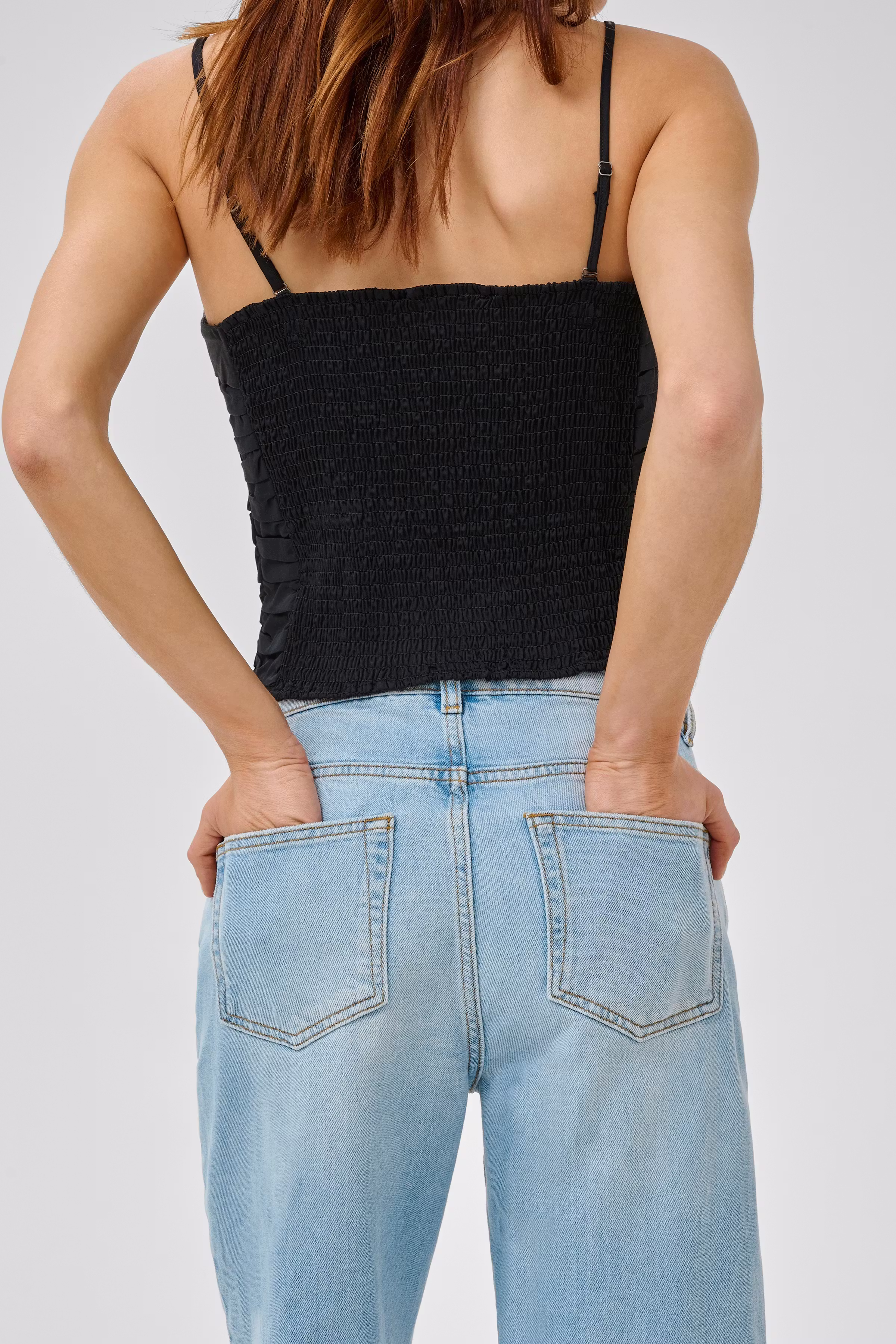 05 THE LOUIS HIGH WIDE JEANS LOOKBOOK DETAIL 10704222-109491