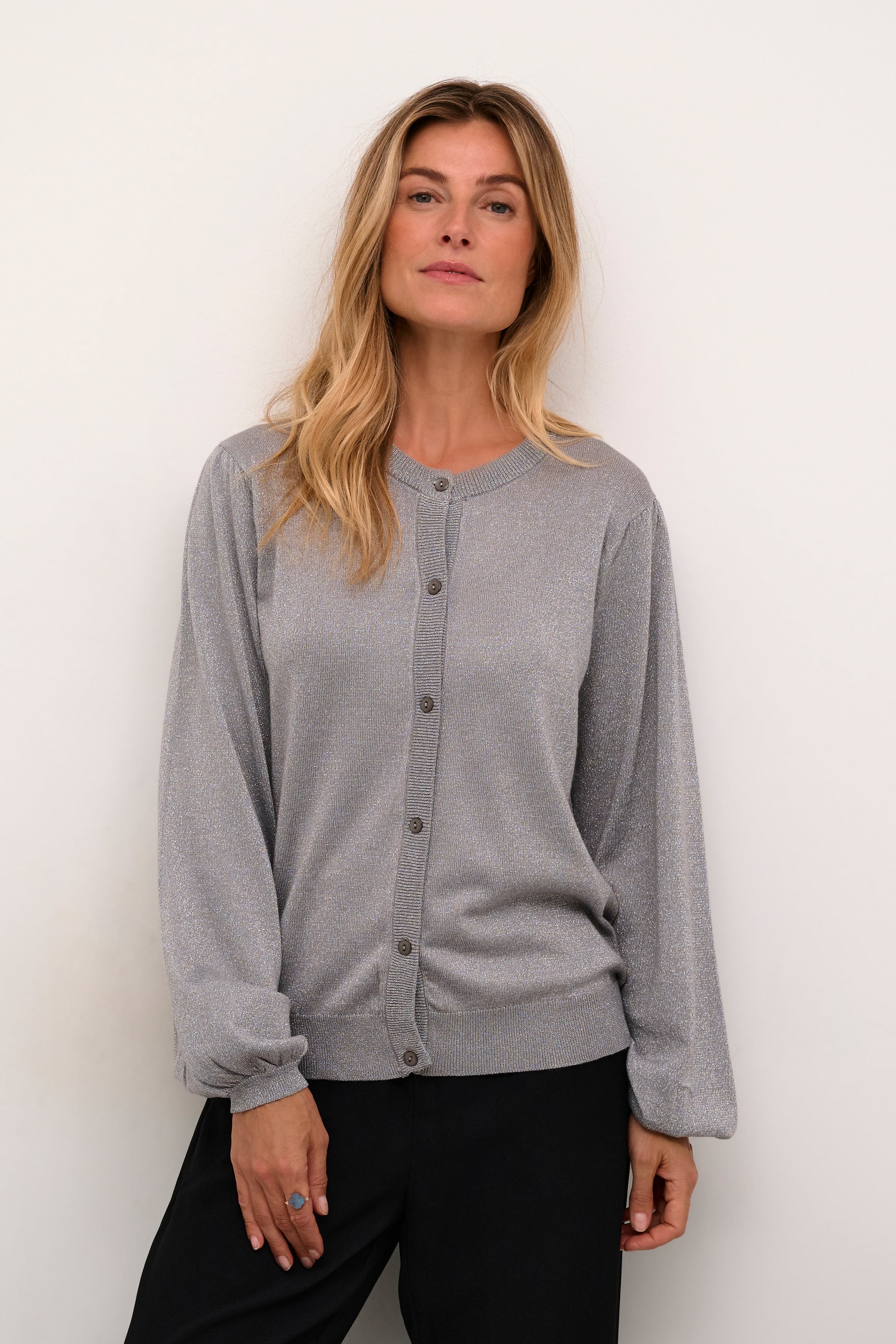 CRShimra Cardigan LOOKBOOK FRONT 10613467-107148