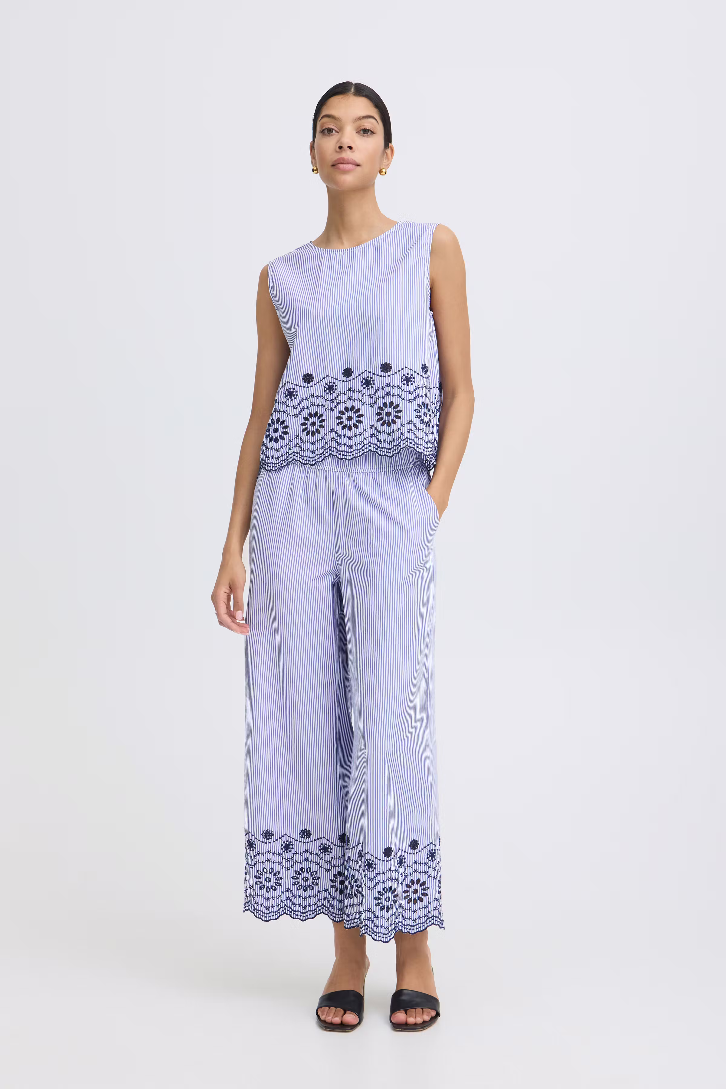 BYINZI Hose LOOKBOOK FRONT 20819049-900008662